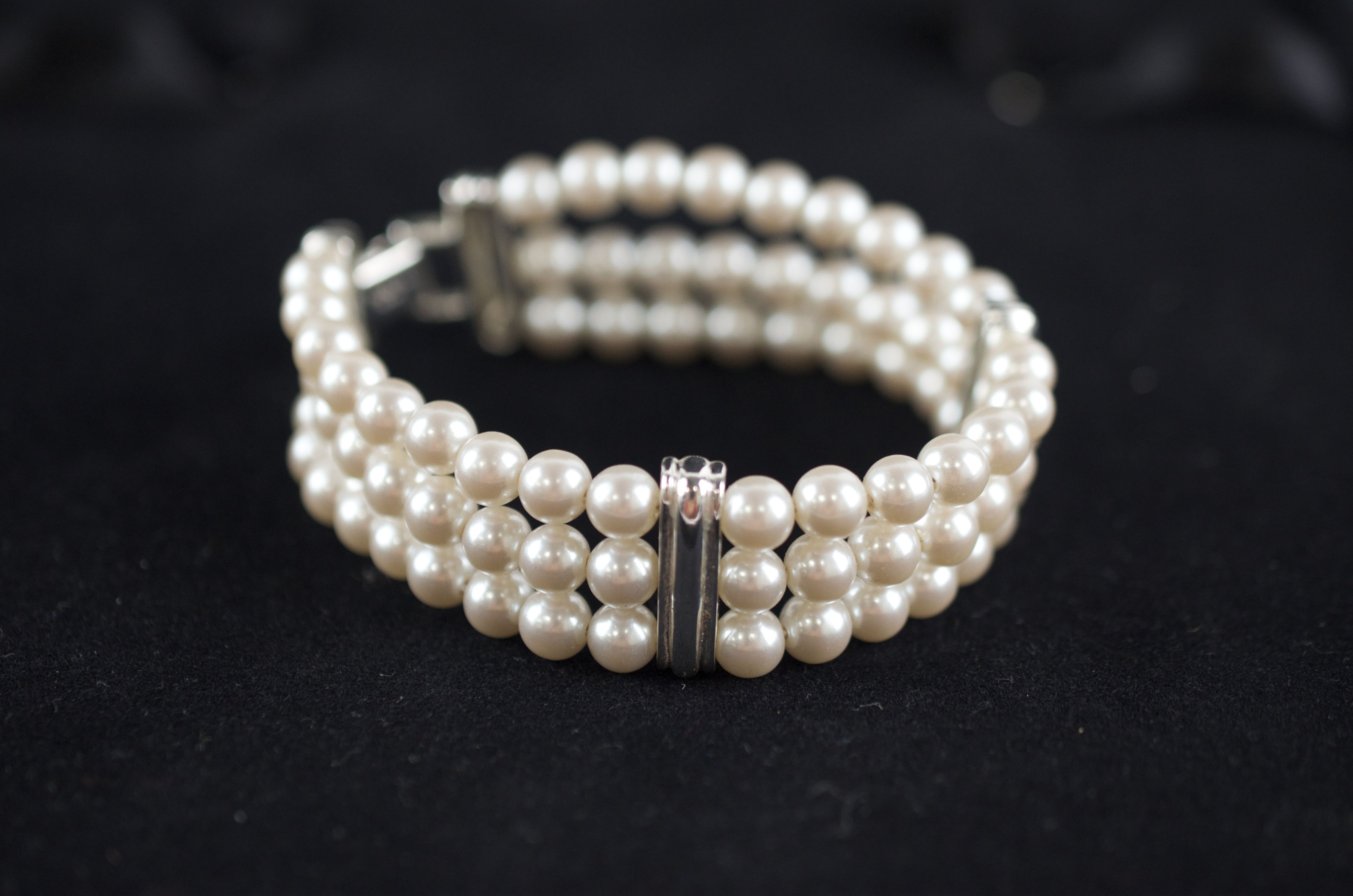 Pearl Choker and Bracelet