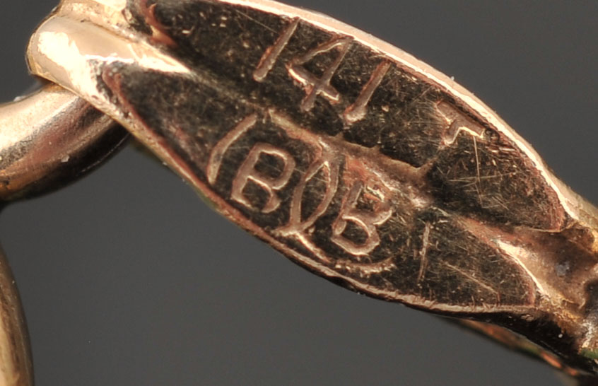 14 K Yellow Gold Multi-Color Carved Stone Scarab Bracelet