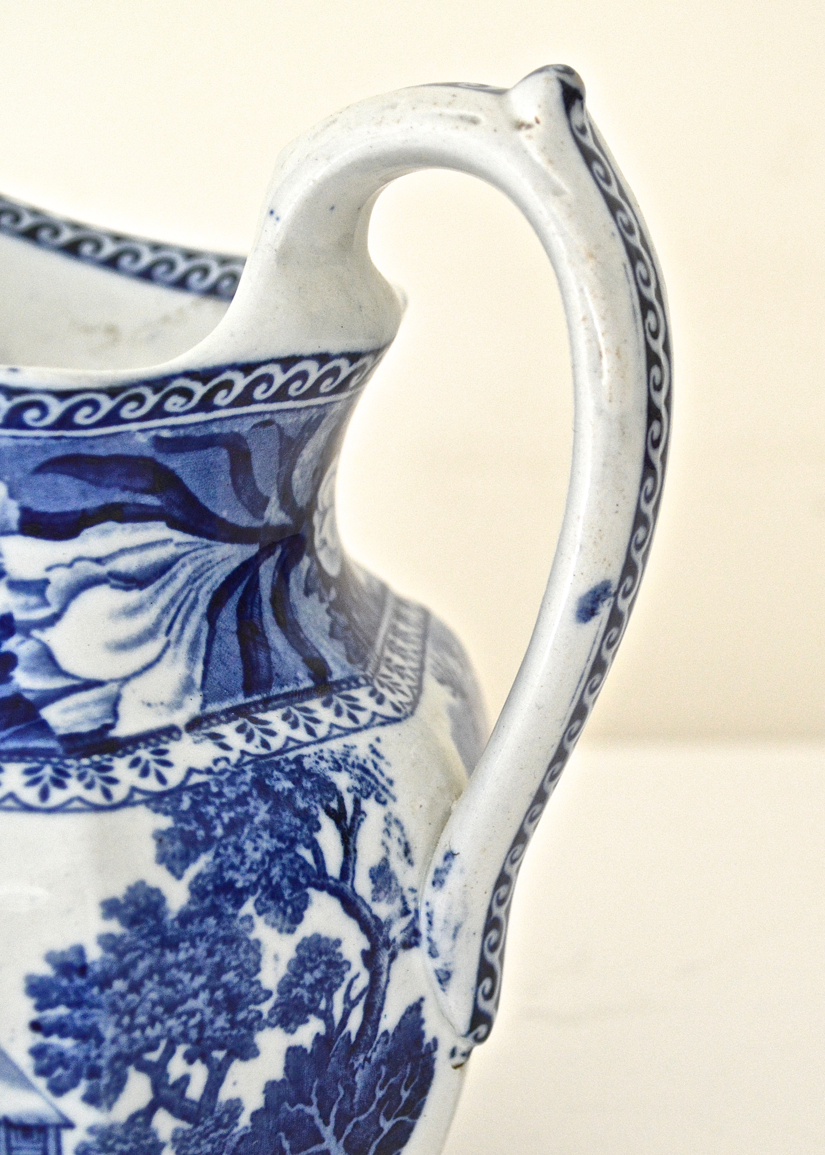 Vintage 1926 Wedgwood Fallow Deer Pitcher