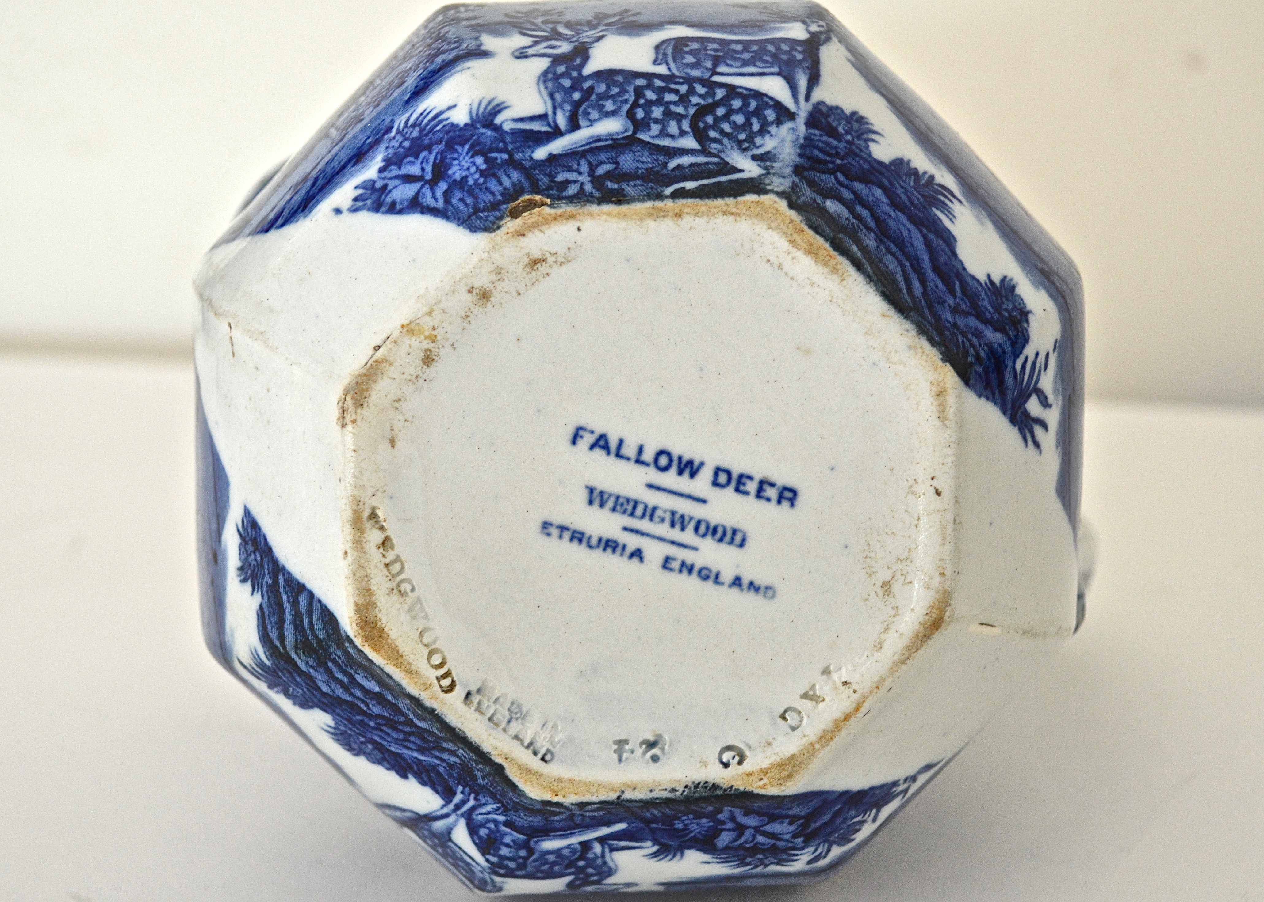 Vintage 1926 Wedgwood Fallow Deer Pitcher