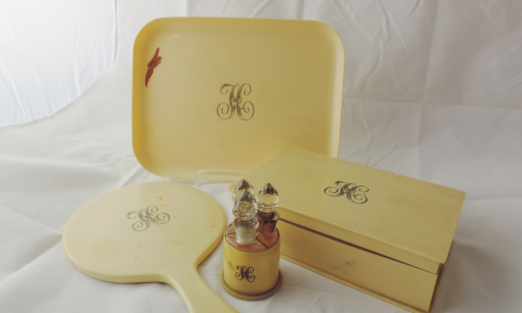 Vintage Celluloid Vanity Set