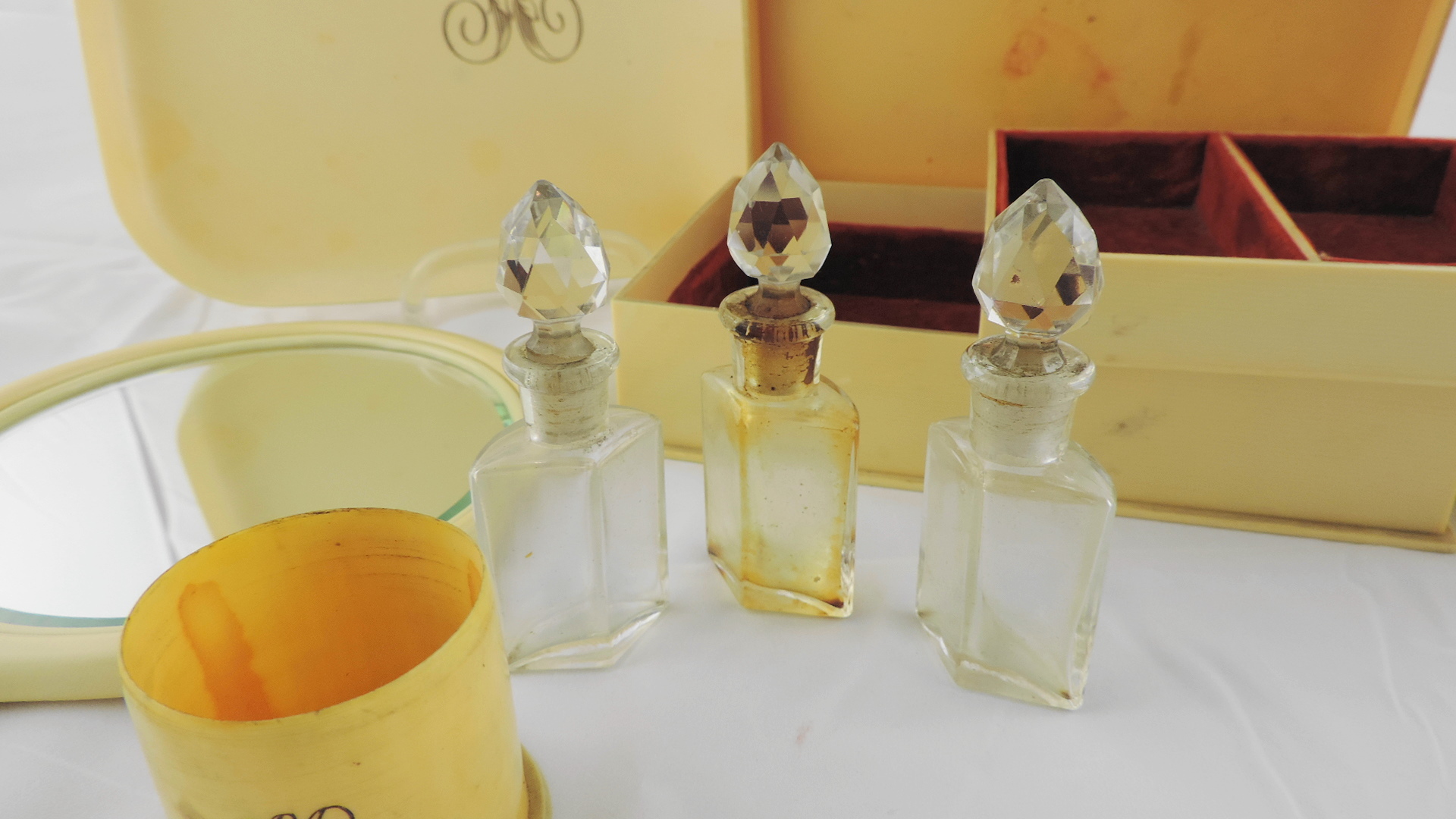 Vintage Celluloid Vanity Set