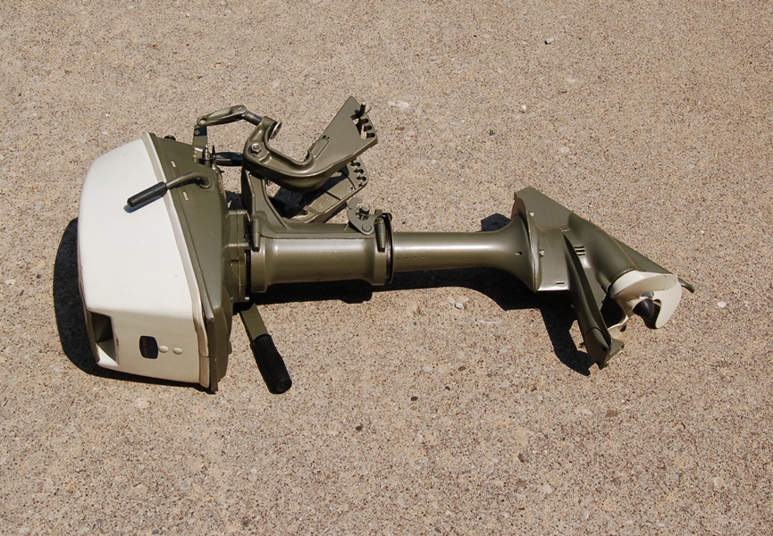 Johnson 4HP Outboard Motor