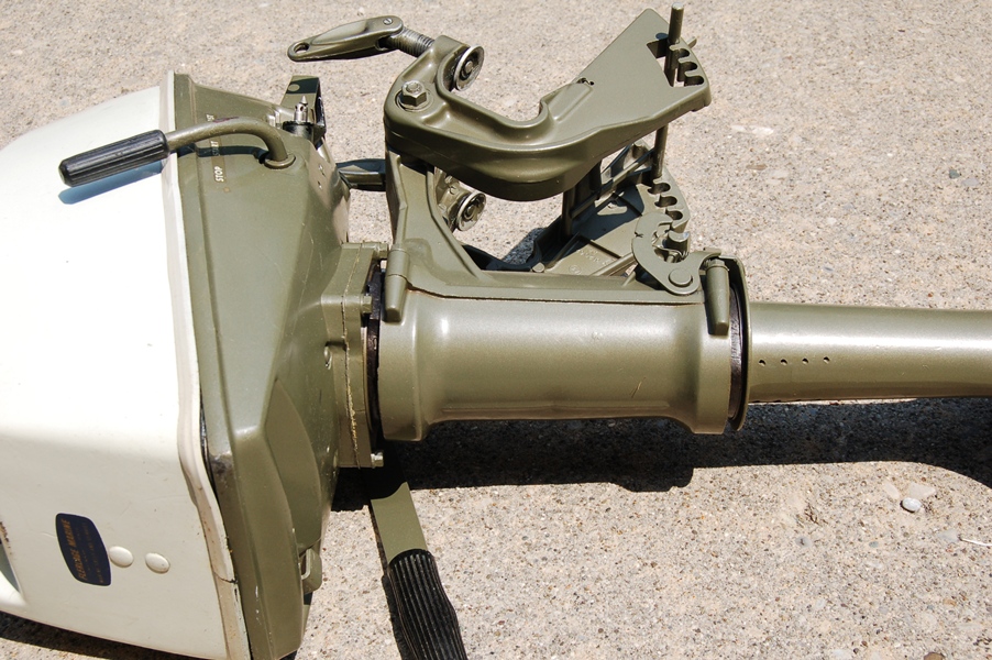 Johnson 4HP Outboard Motor