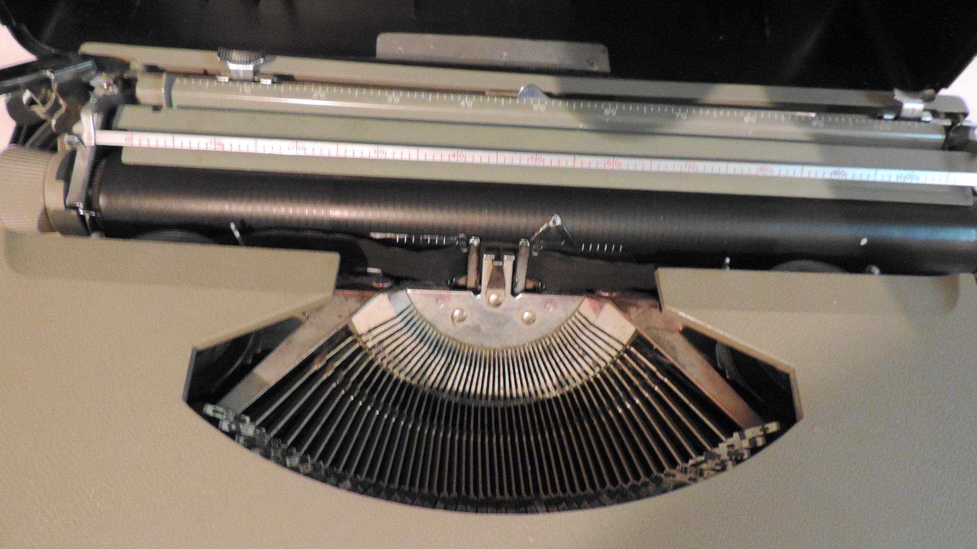 Underwood Electric Typewriter