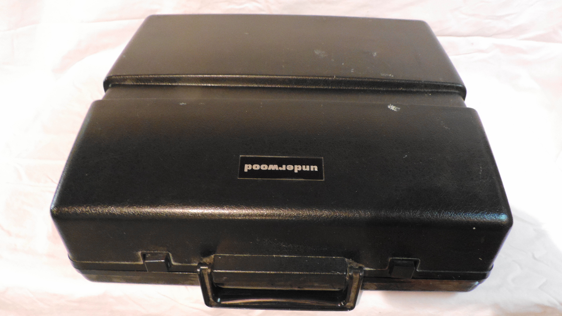 Underwood Electric Typewriter