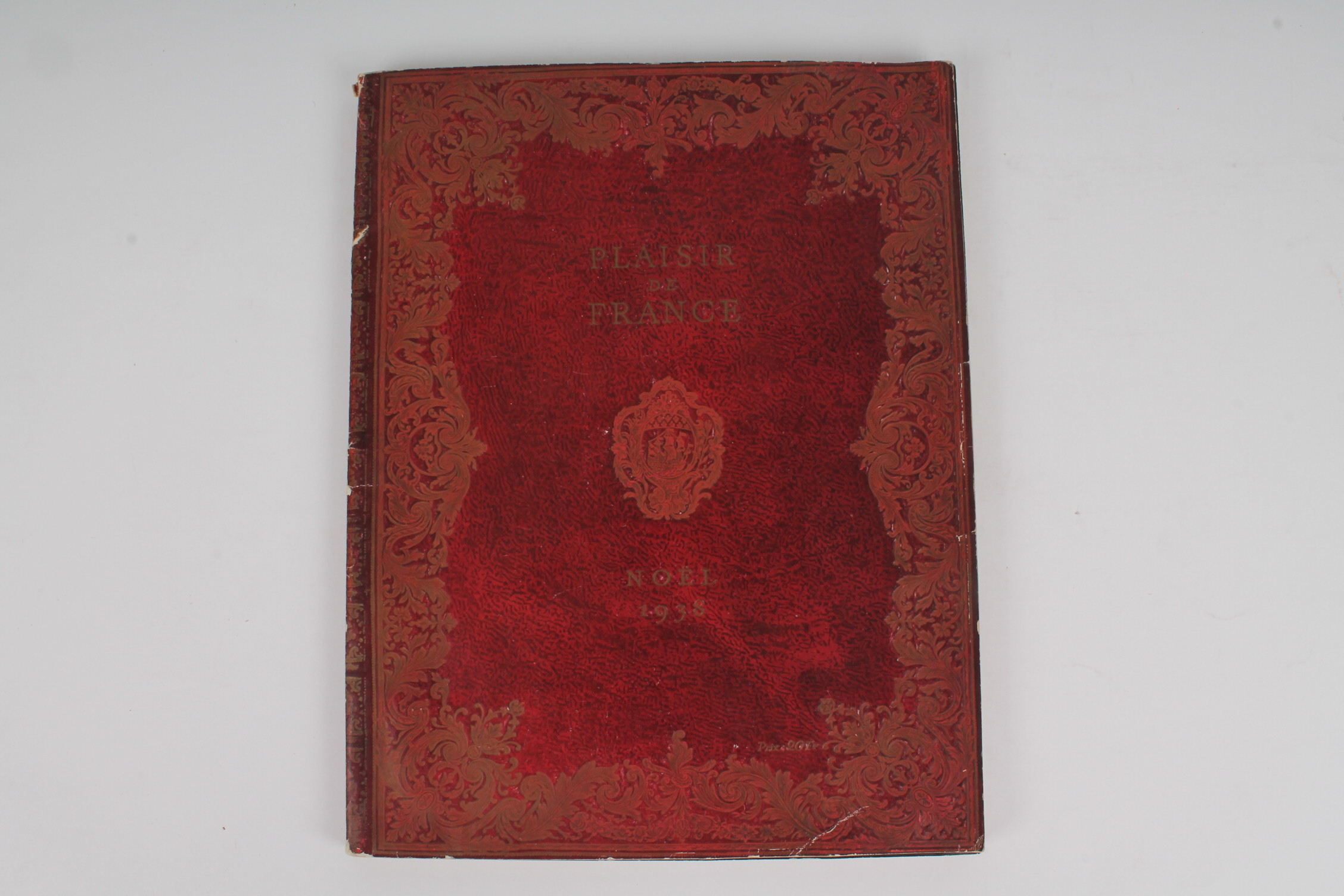 Woman's Vintage 1938 French Fashion Magazine "Plaisir de France" 