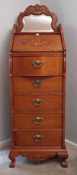 Lexington Reproduction Victorian Style Oak Lingerie Vanity Chest 