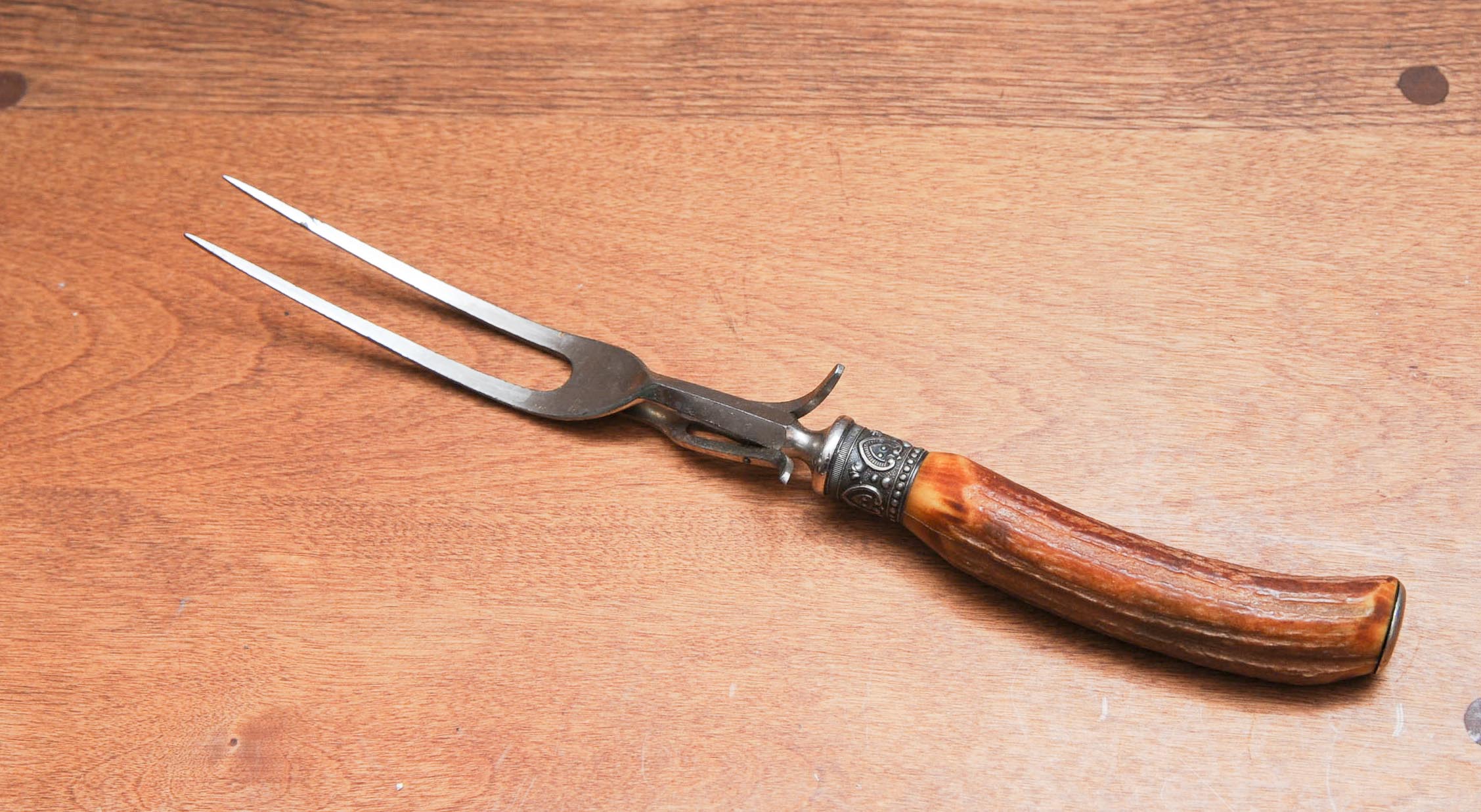 Antique Vintage and Modern Carving Pieces