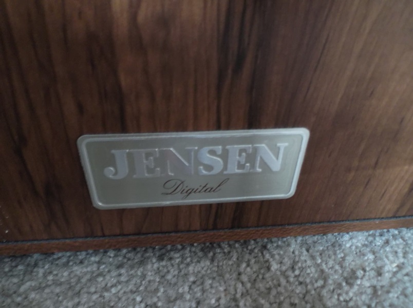 Pair of Vintage Jensen Digital 3080 Tower Speakers 
