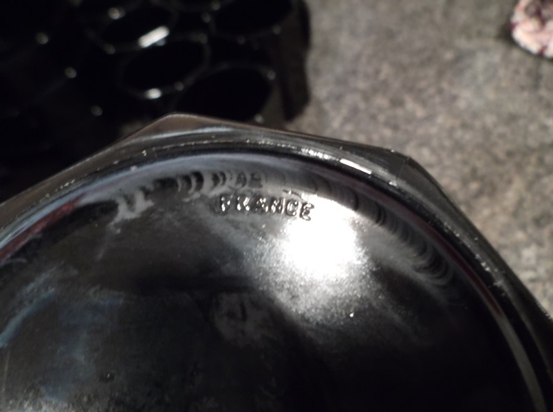 32-Piece Set of Arcoroc France Black Glass Dishes