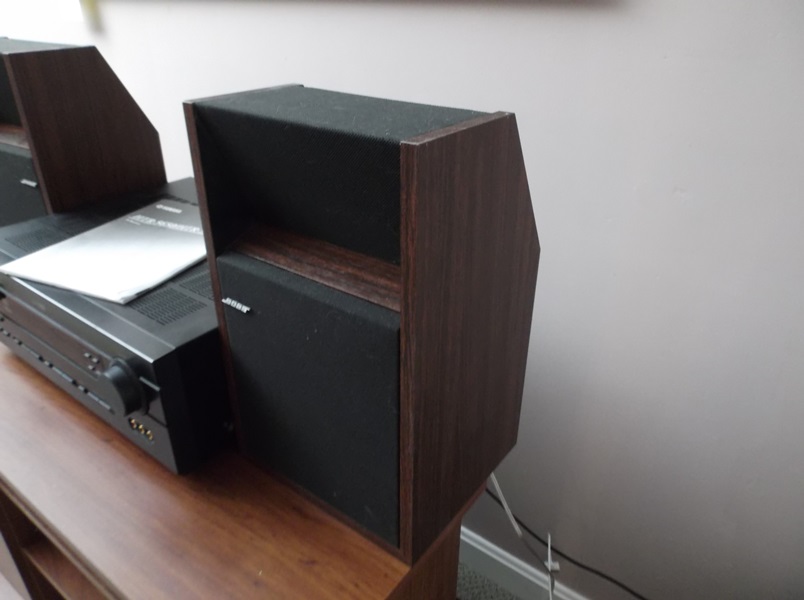 Yamaha 5650 AV Receiver and a Pair of Bose 201 Series II Speakers