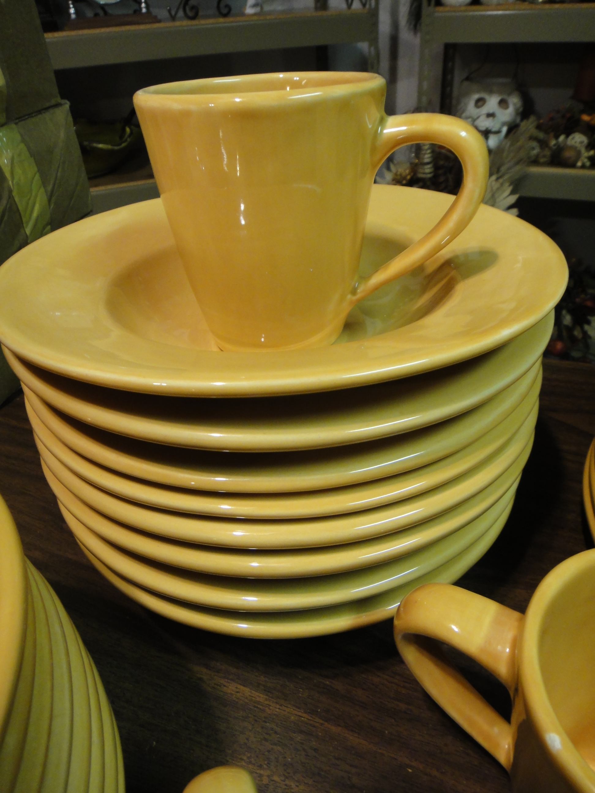32-Piece Pottery Barn Dinnerware Group
