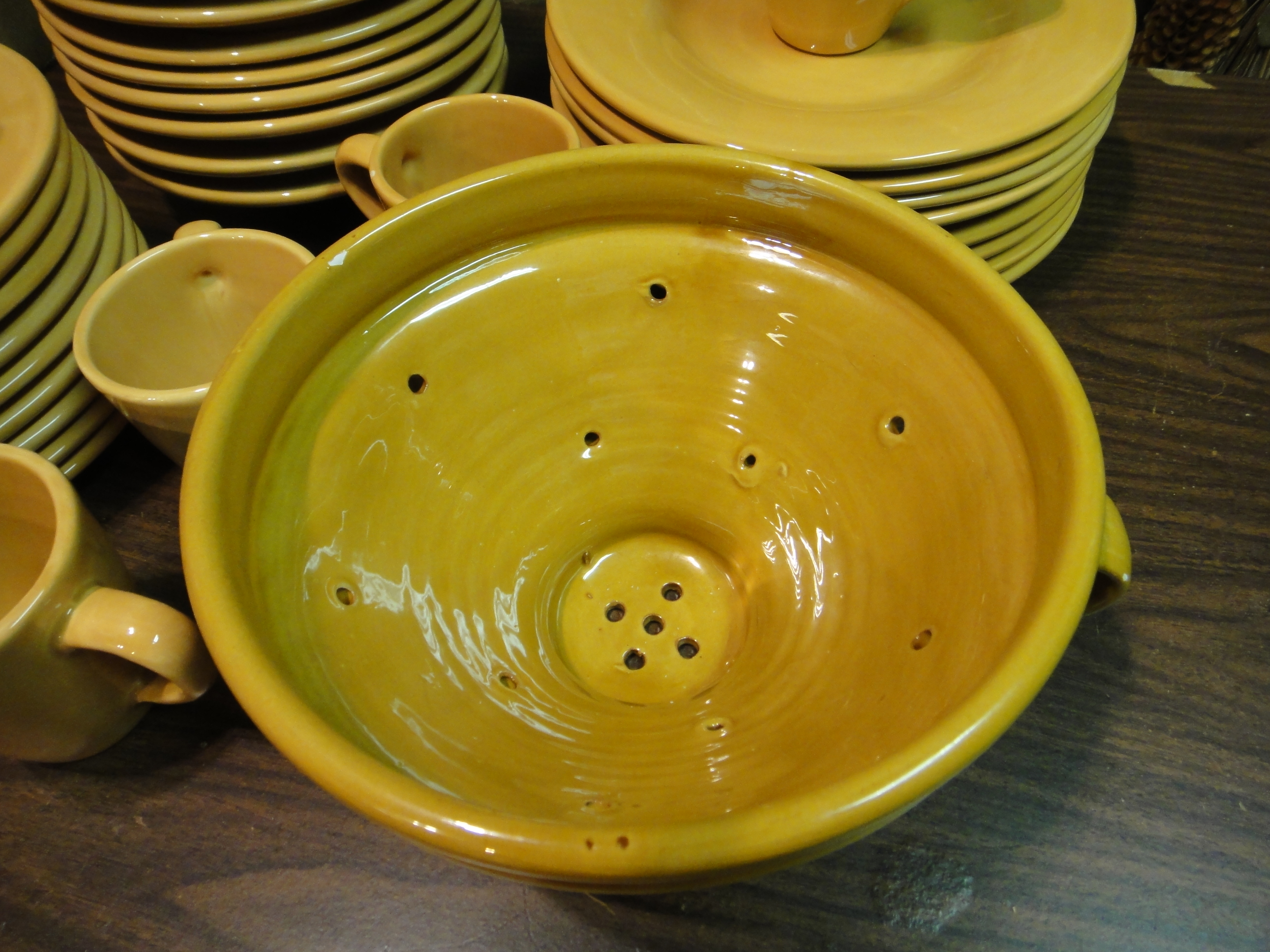 32-Piece Pottery Barn Dinnerware Group