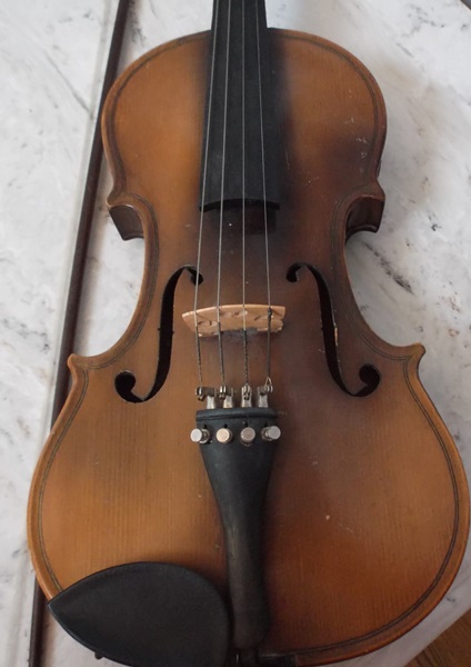 Reproduction Antonius Stradivarius Violin