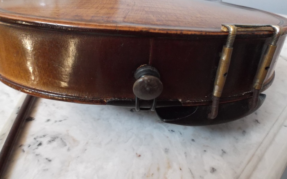 Reproduction Antonius Stradivarius Violin