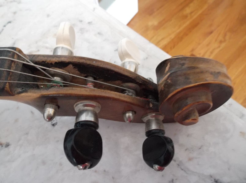 Reproduction Antonius Stradivarius Violin