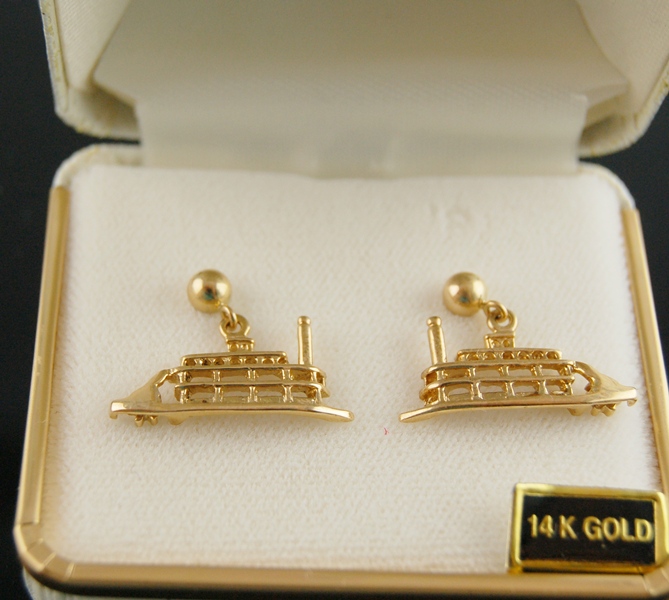 14K Delta Queen Pierced Earrings and Rope Bracelet