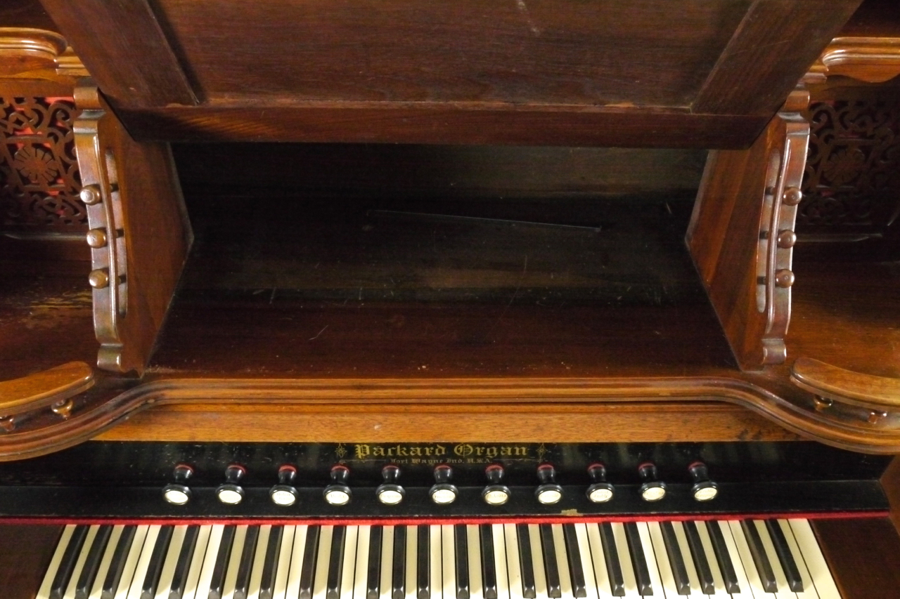 Late 19th Century Packard Pump Organ