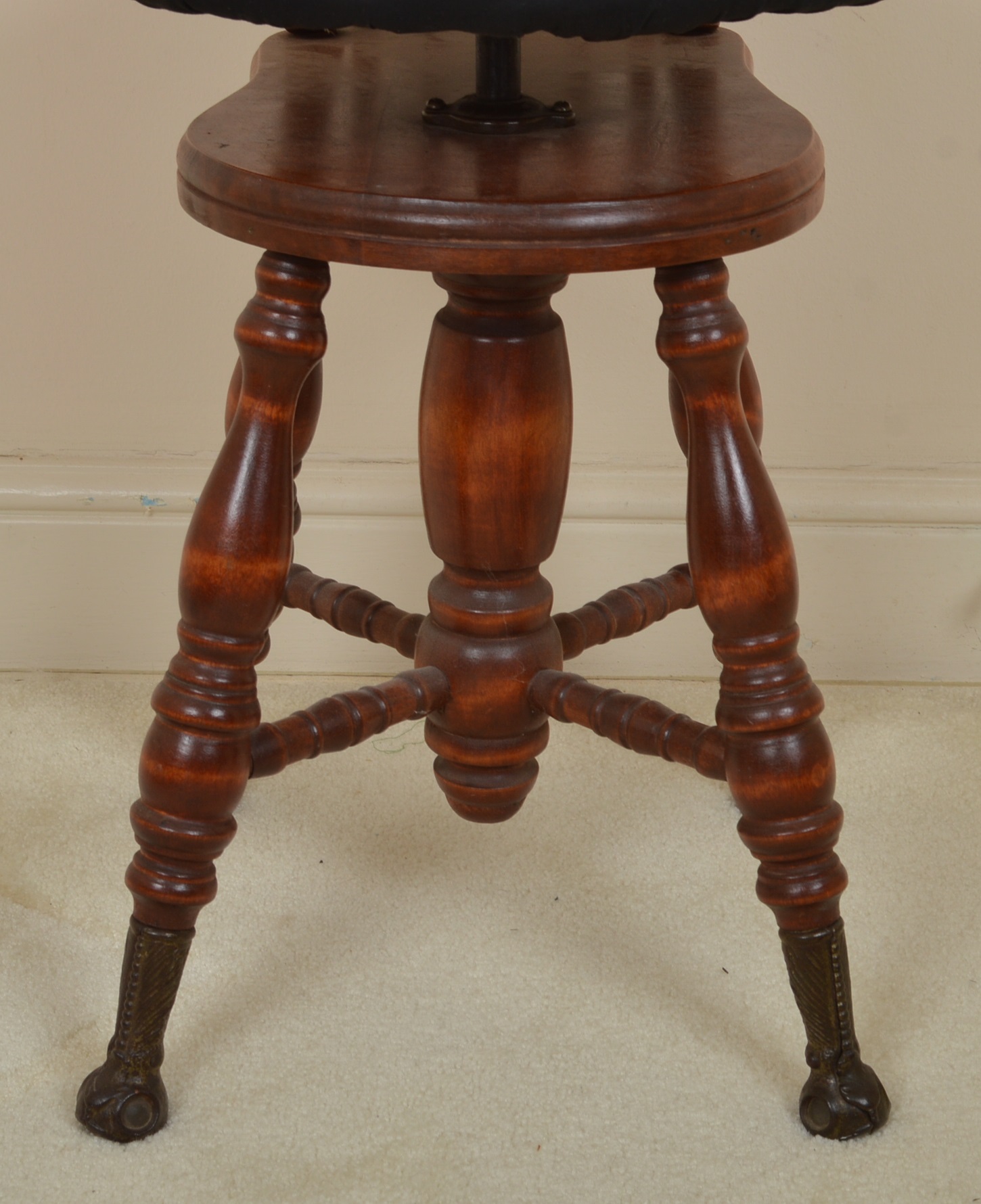 Antique Comb Back Adjustable Piano Stool