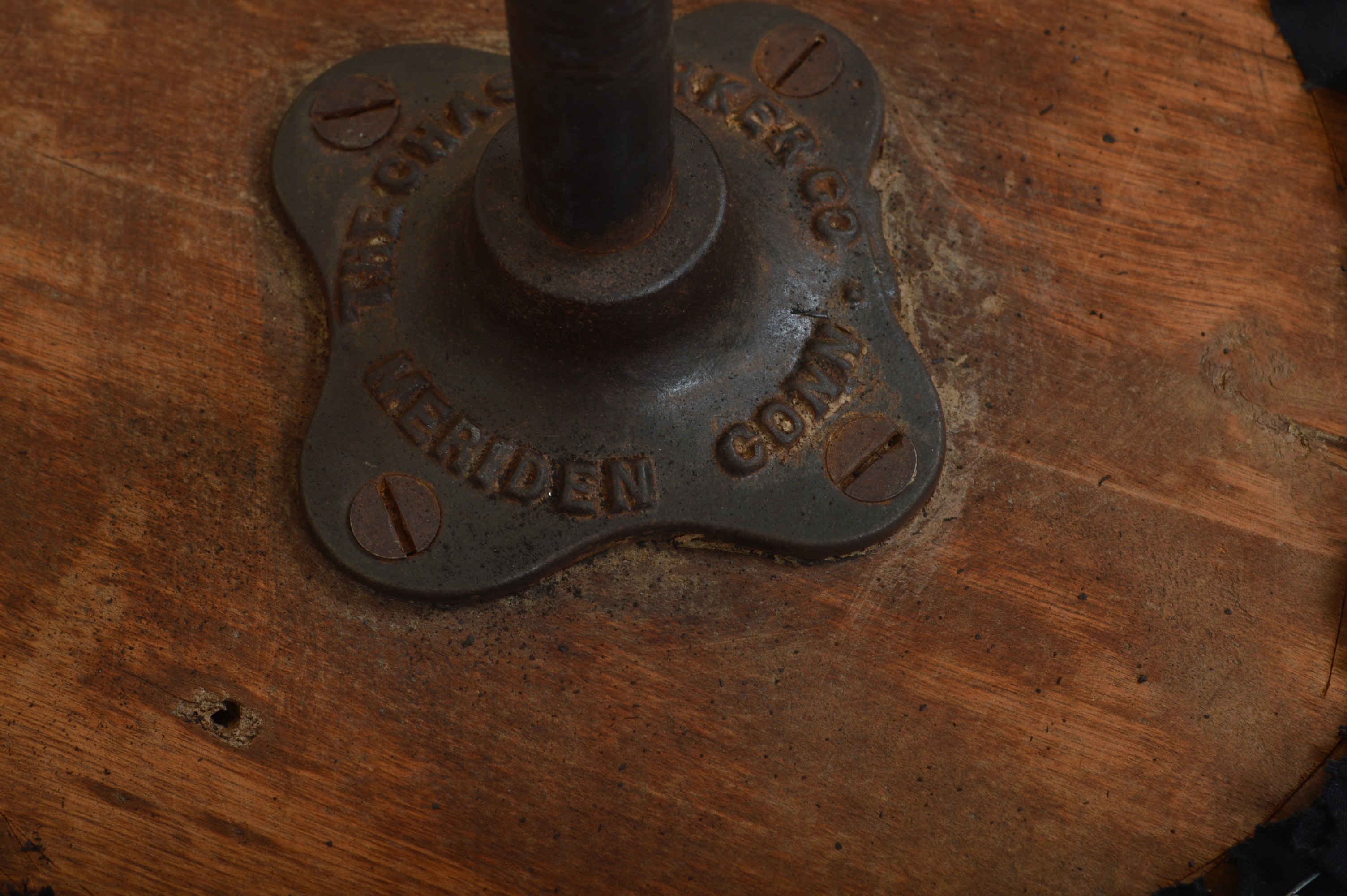 Antique Comb Back Adjustable Piano Stool
