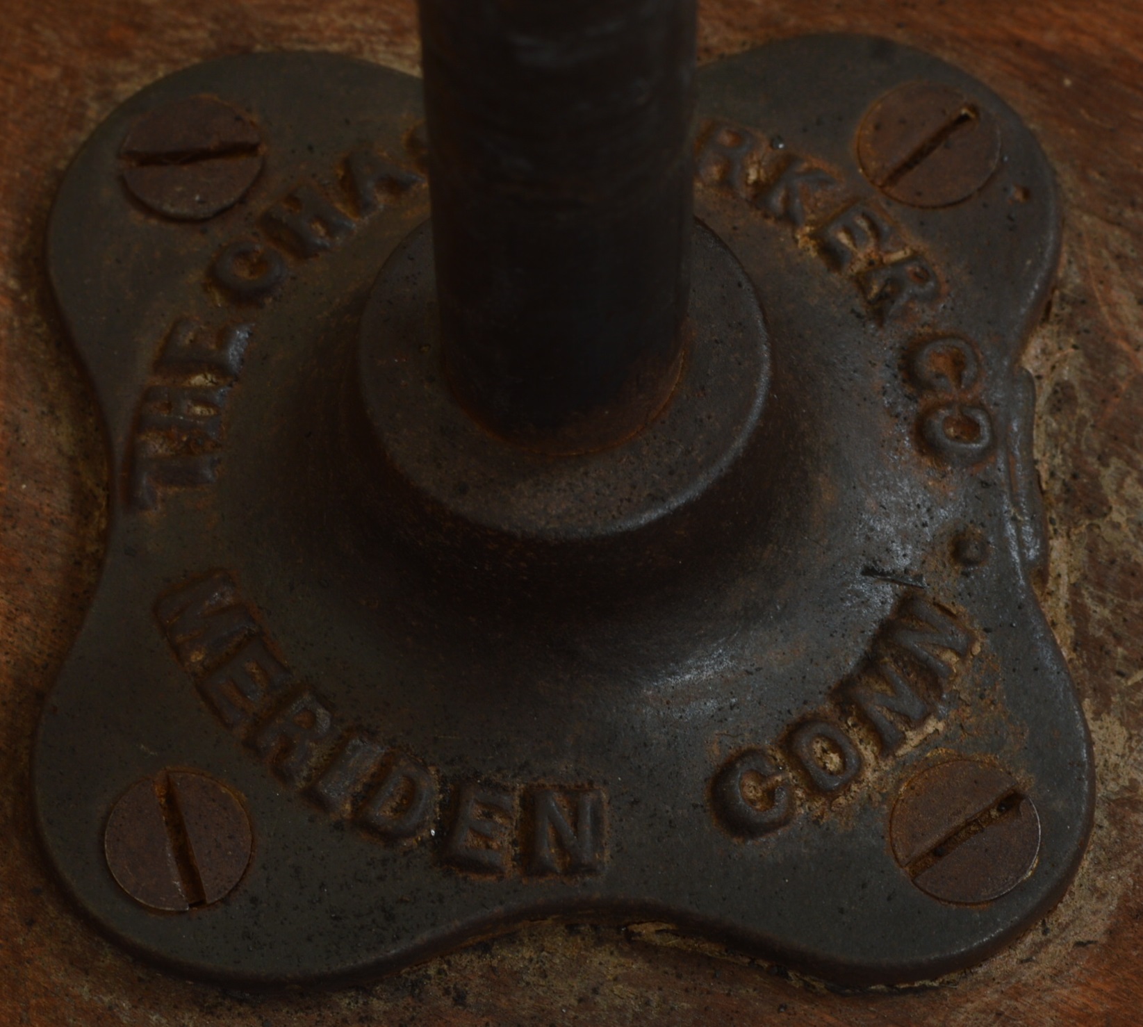 Antique Comb Back Adjustable Piano Stool