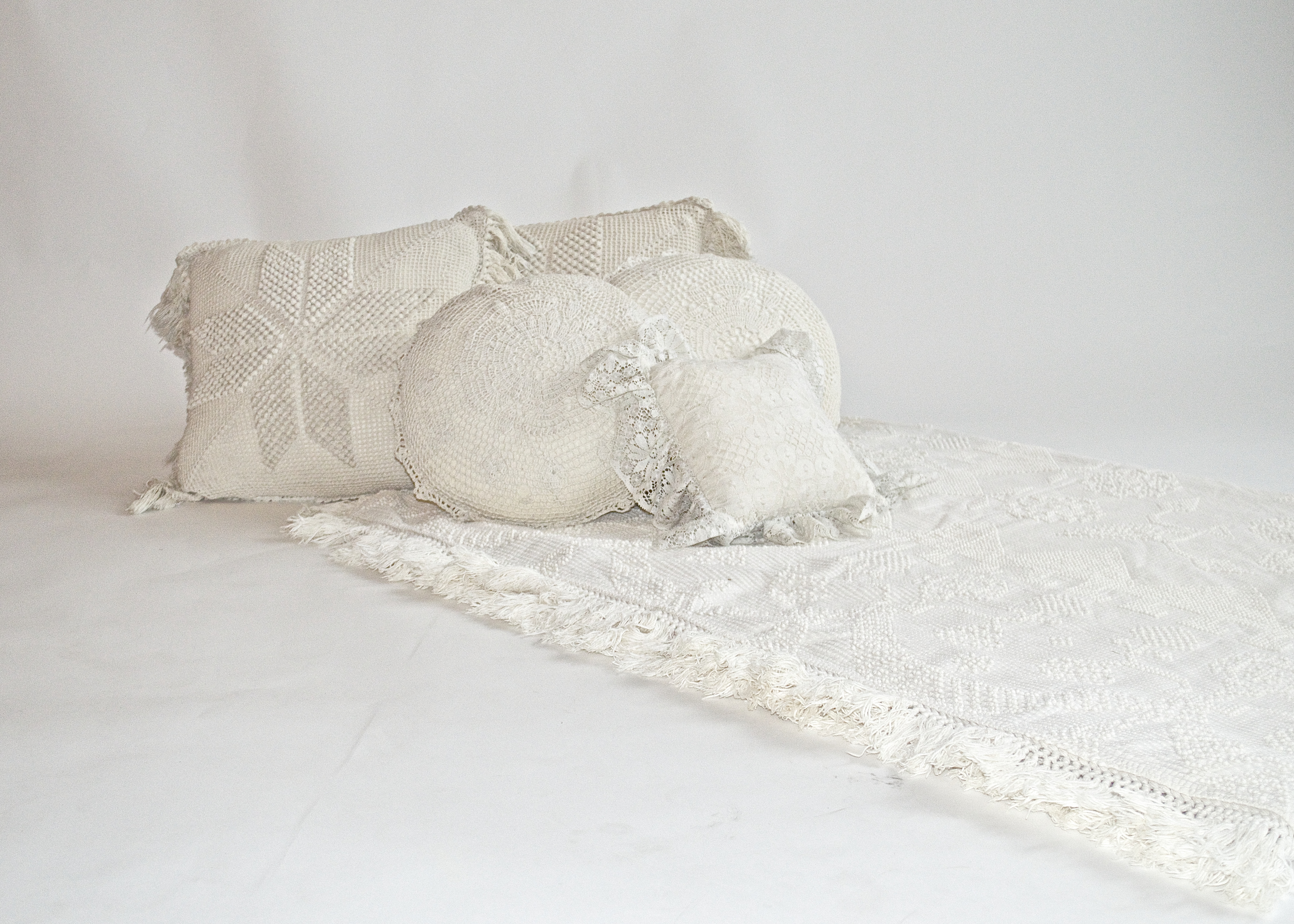 Vintage Ivory Bedspread and Matching Throw Pillows