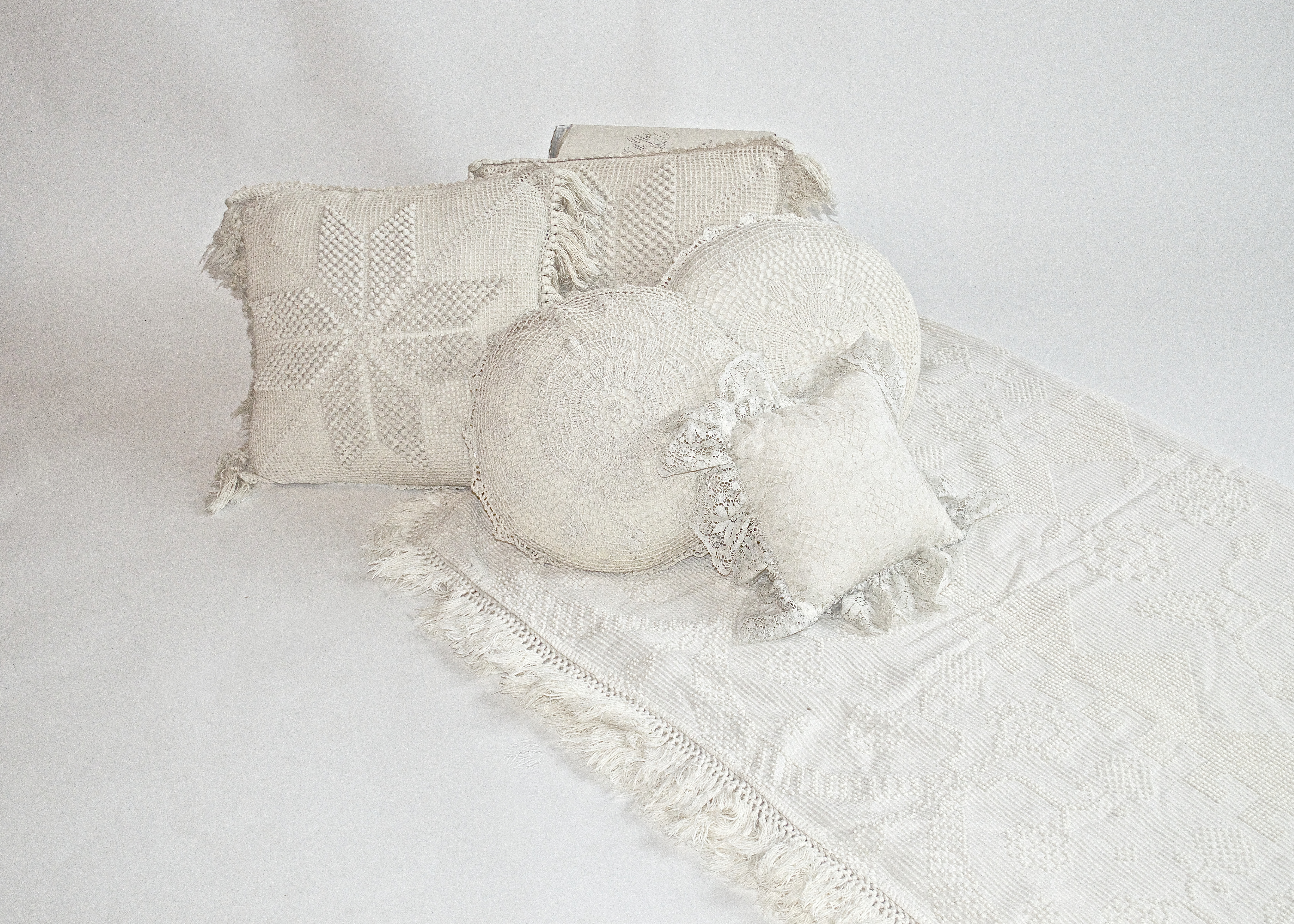 Vintage Ivory Bedspread and Matching Throw Pillows