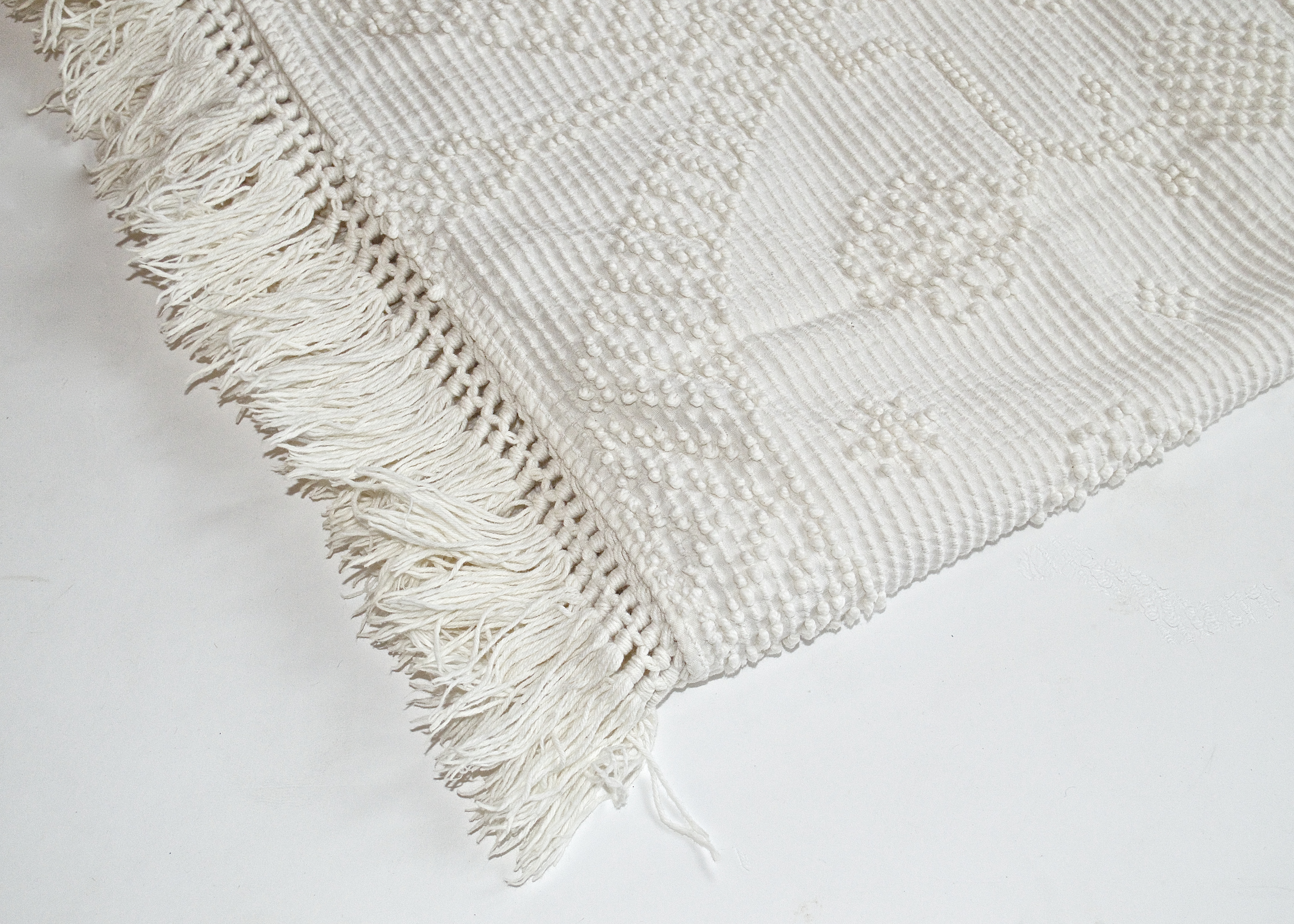 Vintage Ivory Bedspread and Matching Throw Pillows