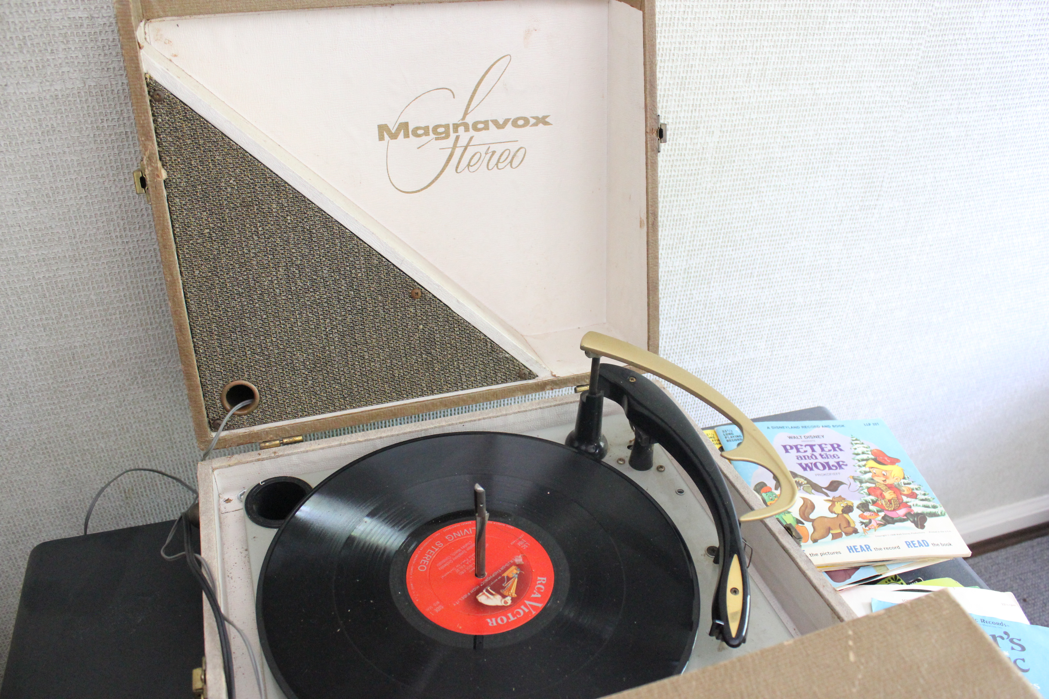 Vintage Magnavox Hero Stereophonic Record Player with Records 
