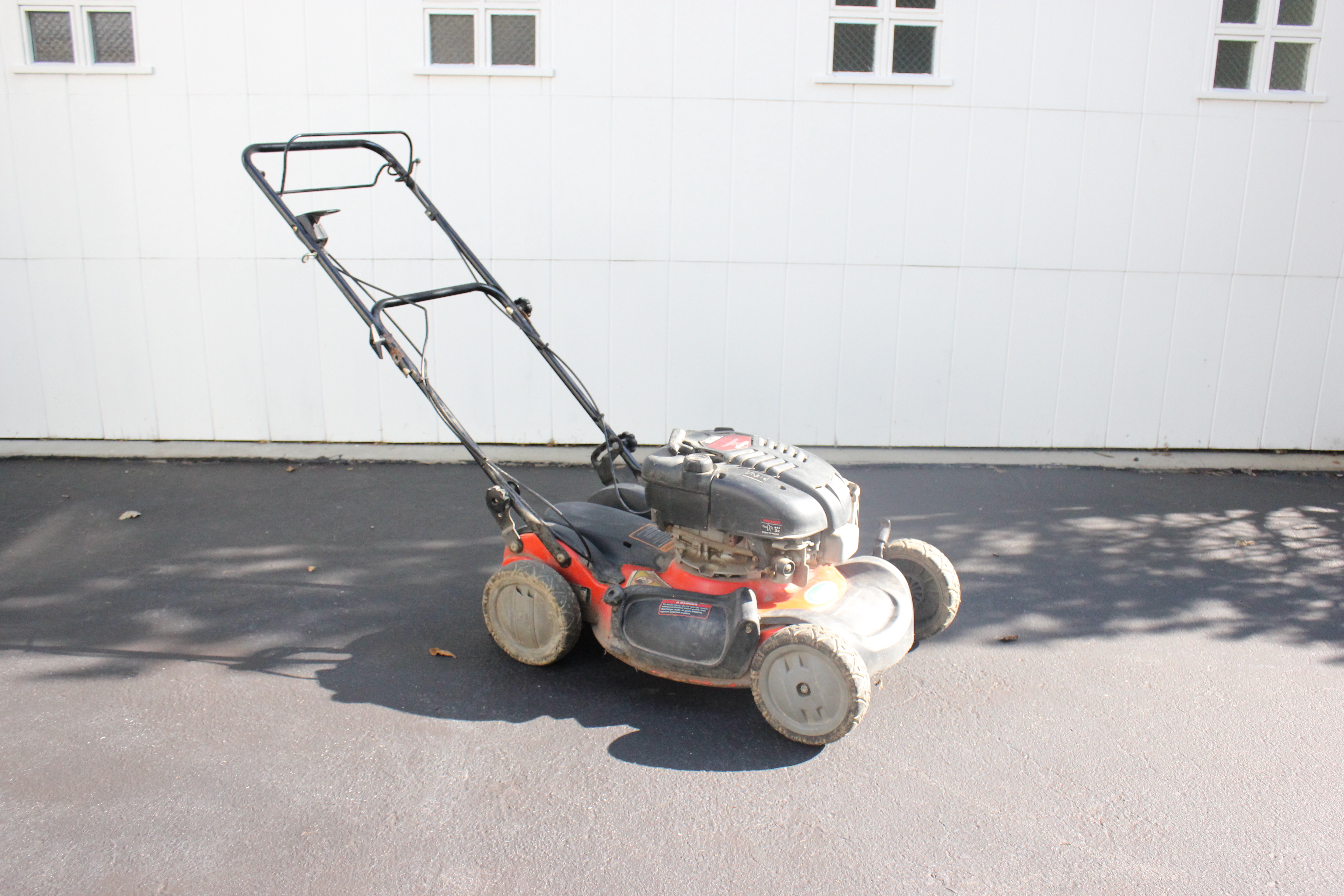 Scotts Intek Edge OHV Lawn Mower