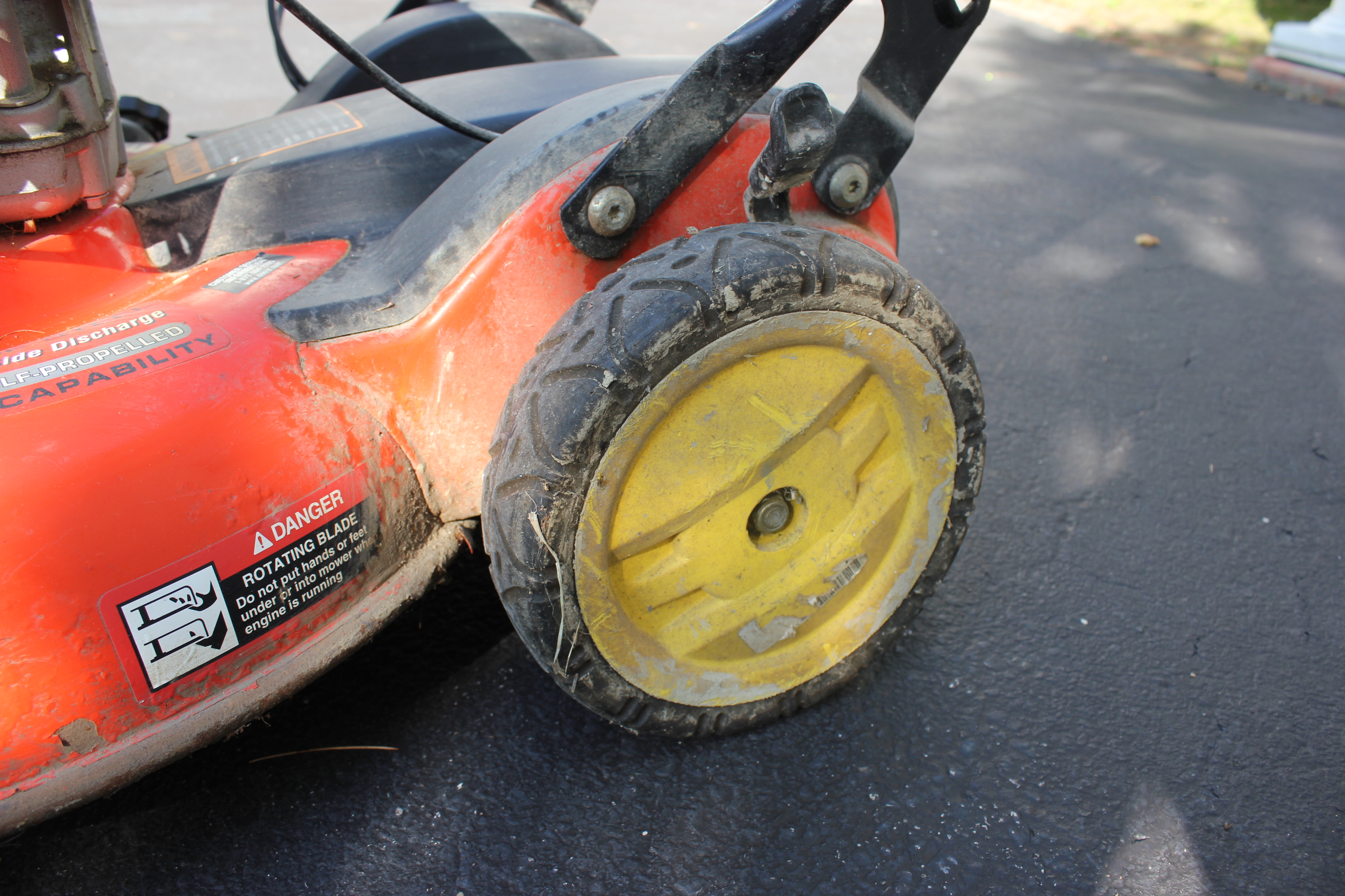 Scotts Intek Edge OHV Lawn Mower