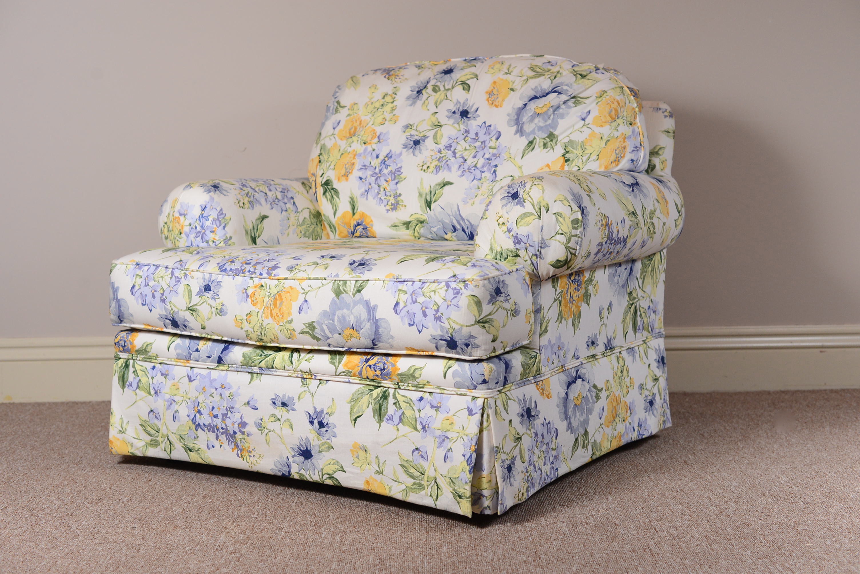 Overstuffed Floral Print Comfy Chair 