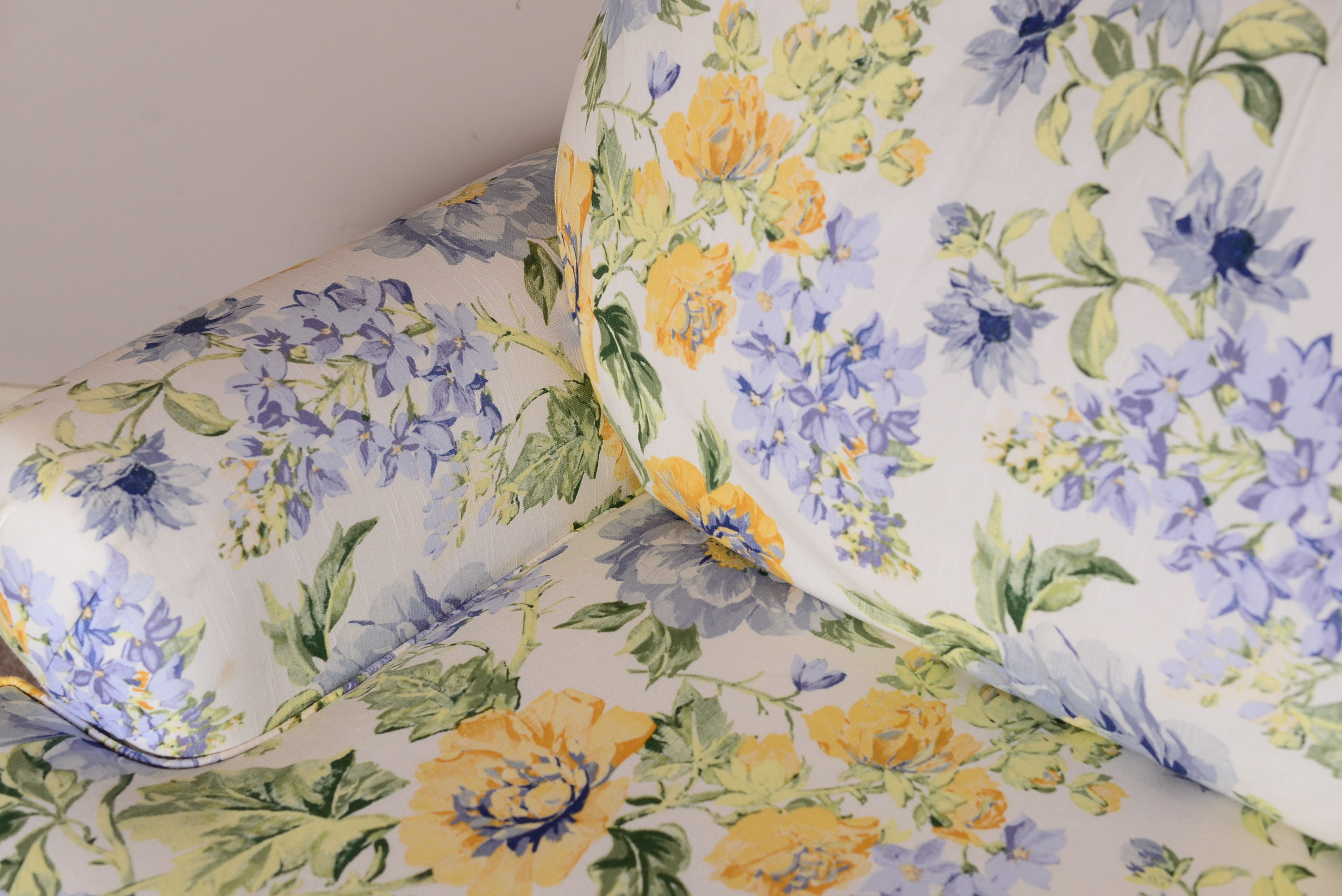 Overstuffed Floral Print Comfy Chair 
