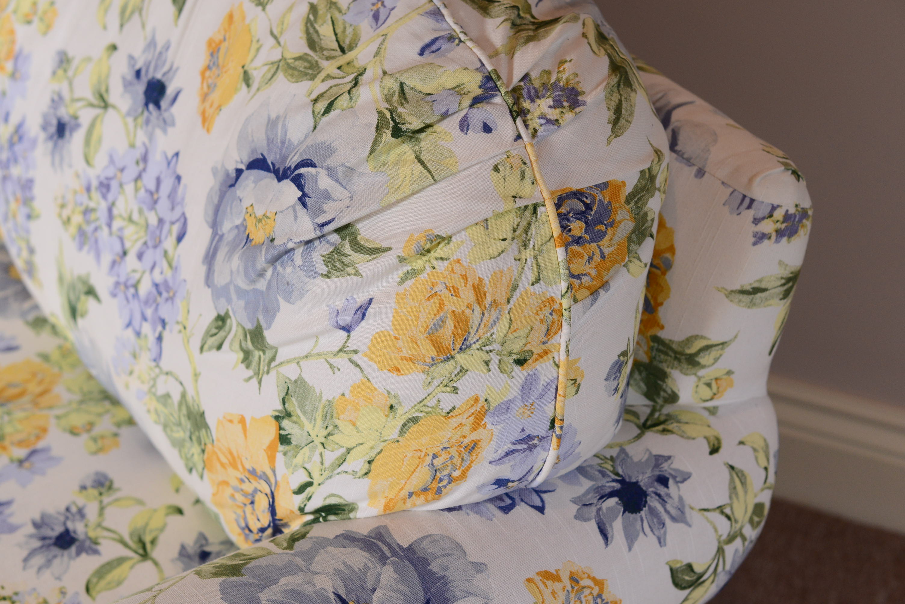 Overstuffed Floral Print Comfy Chair 