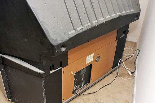 Large Flatscreen JVC I'Art Pro Television Set