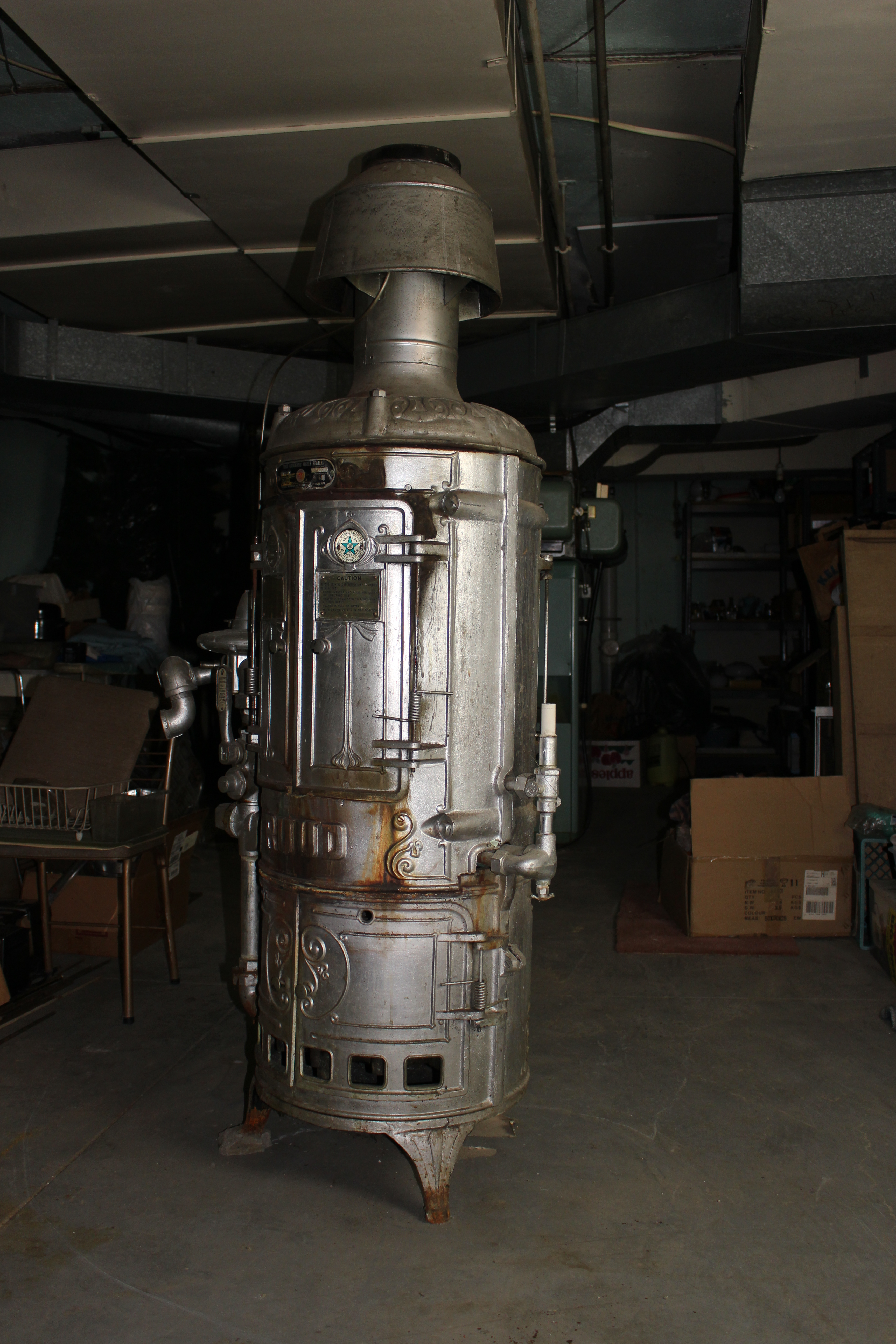 Antique Ruud Automatic Water Heater