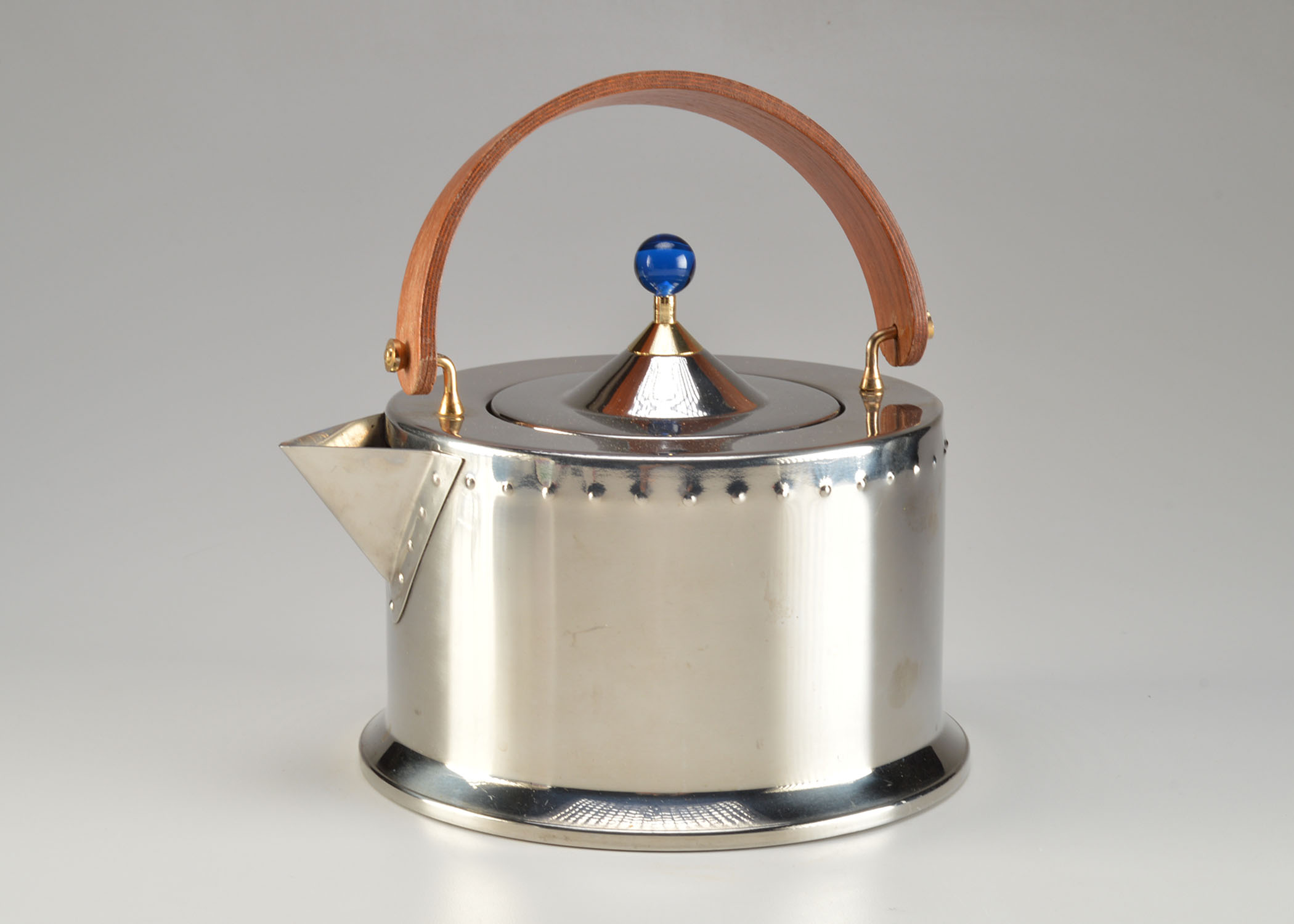 Bodum Ottoni Stainless Steel Tea Kettle Designed by C. Jorgensen