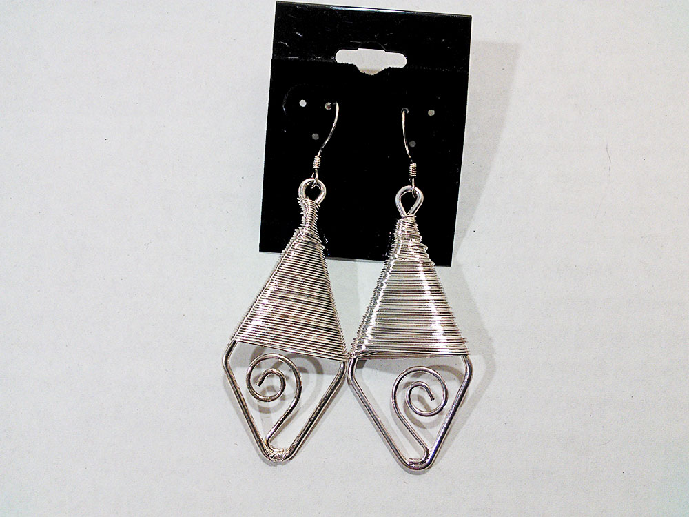 Five Stylish Earrings and Beaded Bracelet 