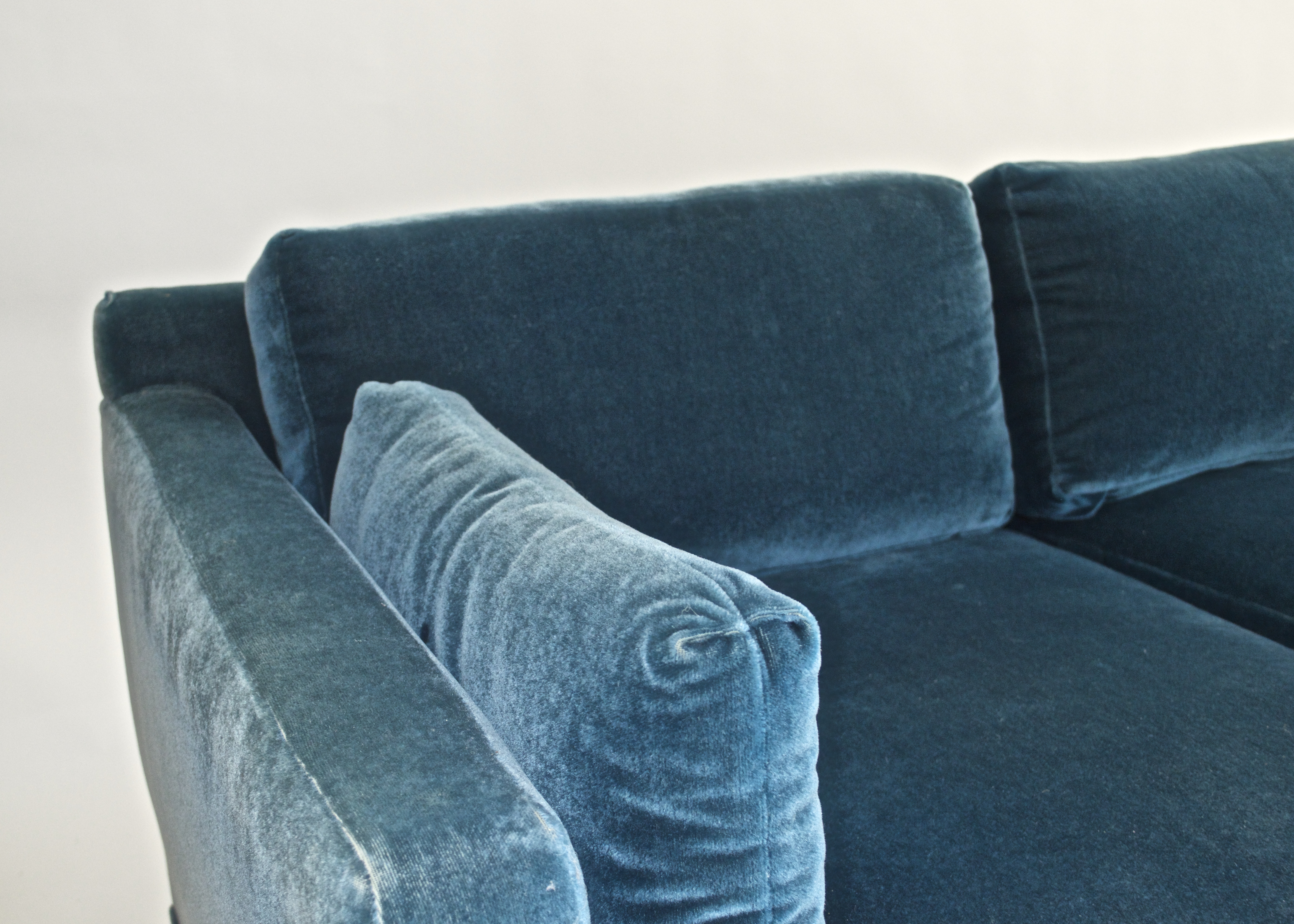 Mid-Century Prussian Blue Velvet Sofa 