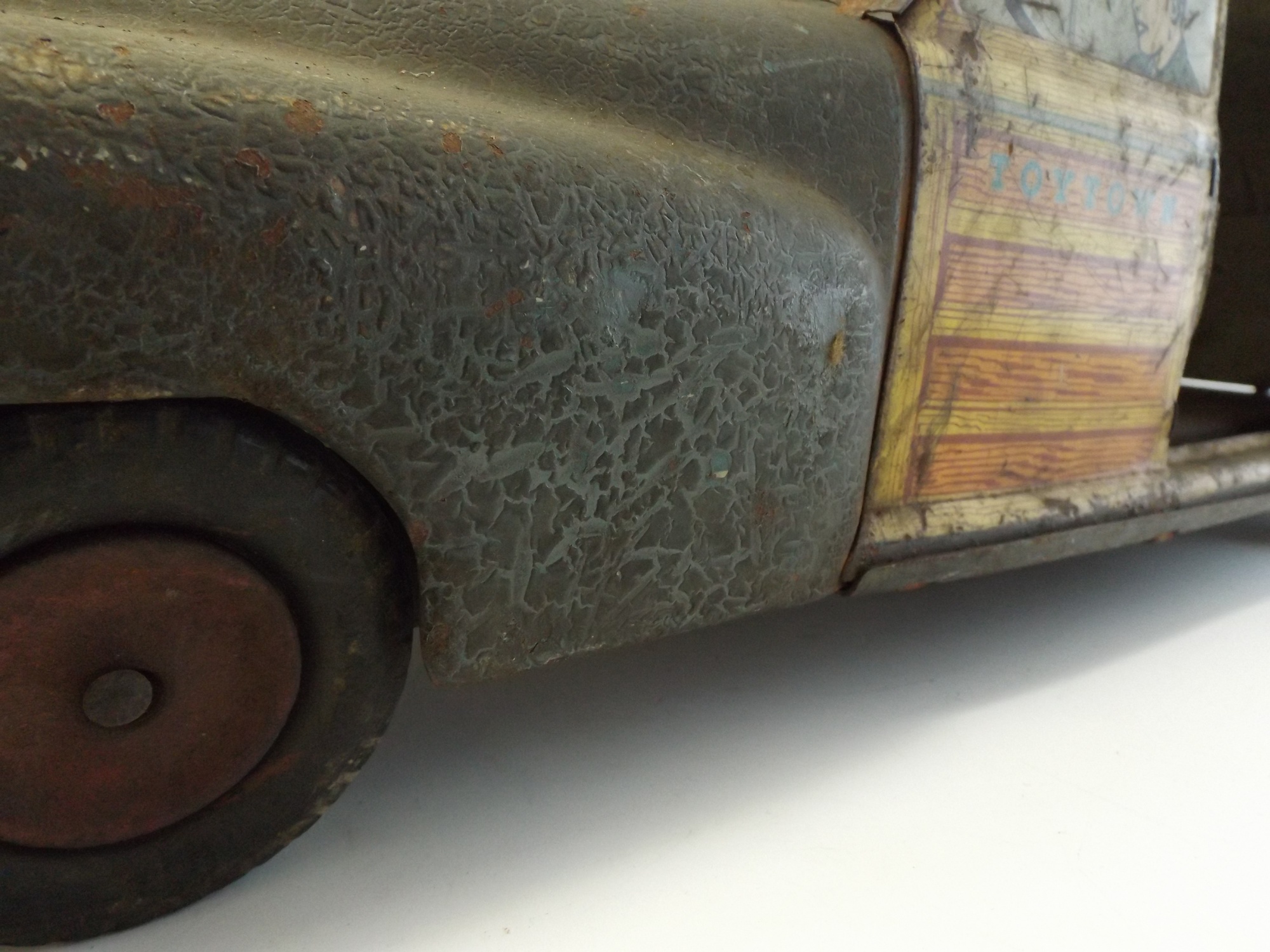 1940's Wyandotte Toytown 'Woody' Estate Car