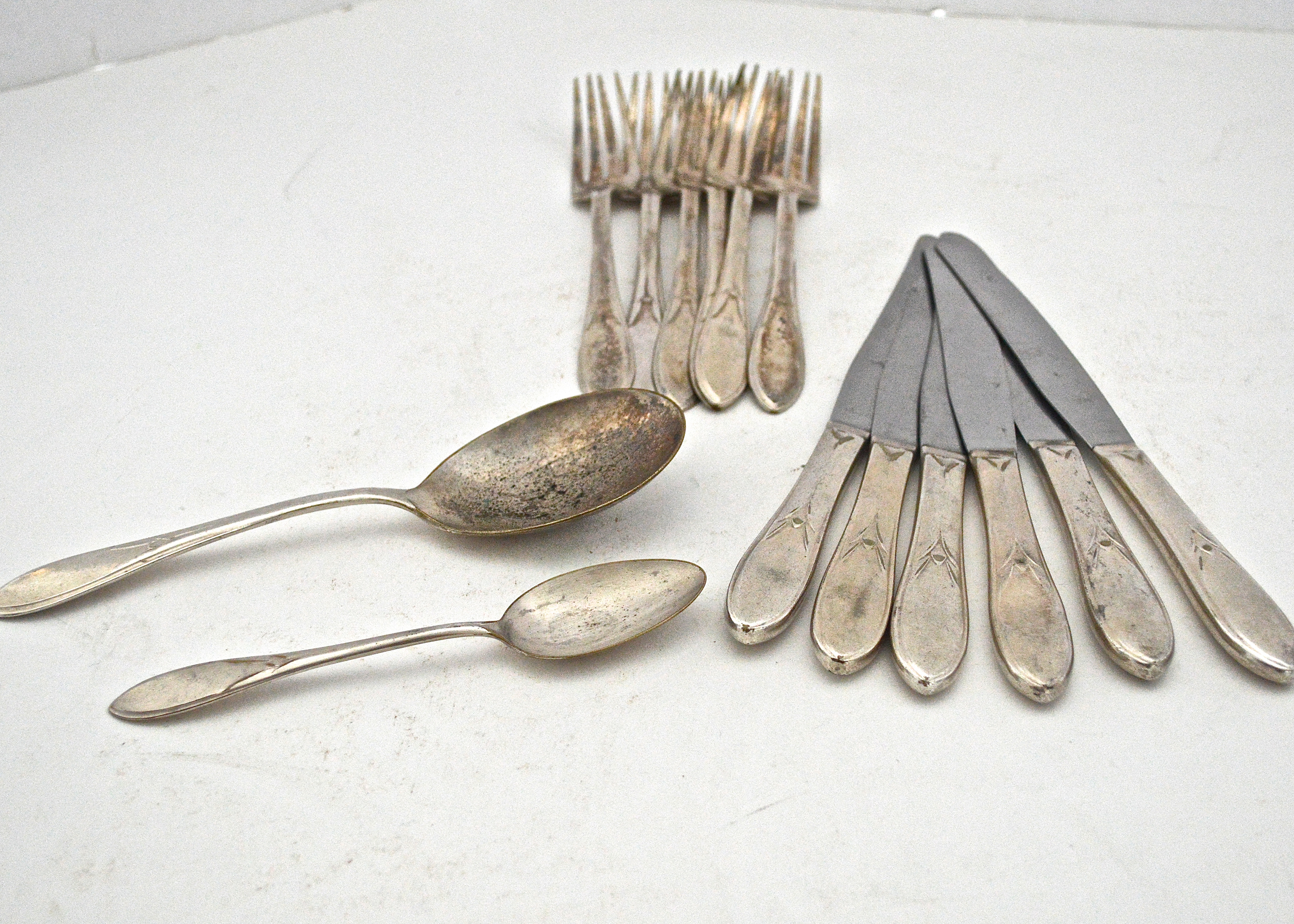 Assorted Vintage William Rogers Silver Plate Flatware