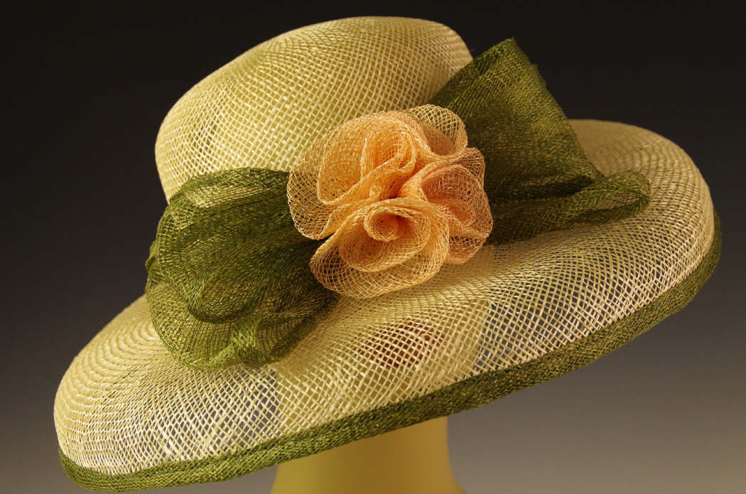 April Cornell Hat with Coordinating Clutch Purse and Wallet