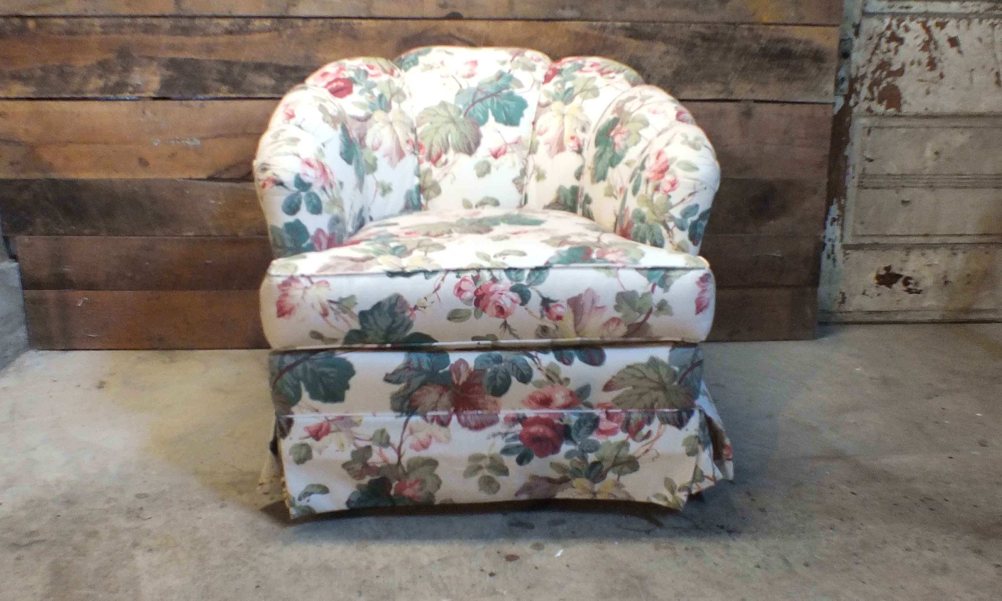Traditional Floral Barrel Chair