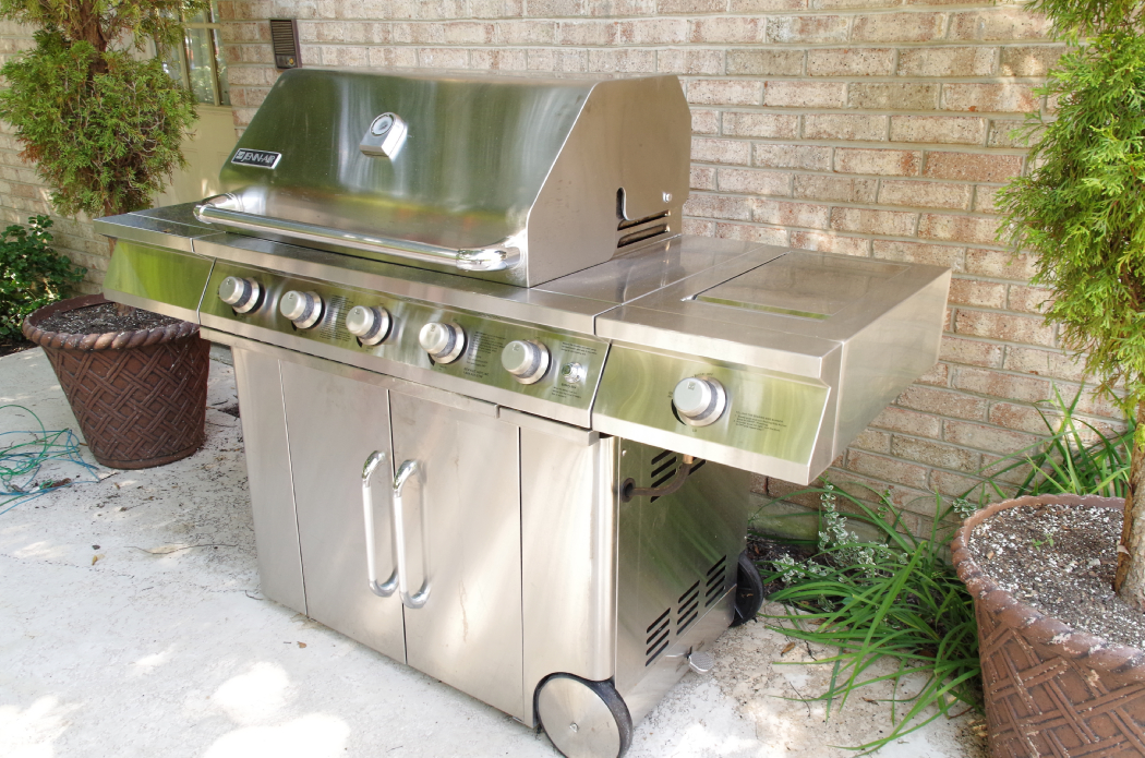 Jenn-Air Gas Grill with Stainless Steel Finish