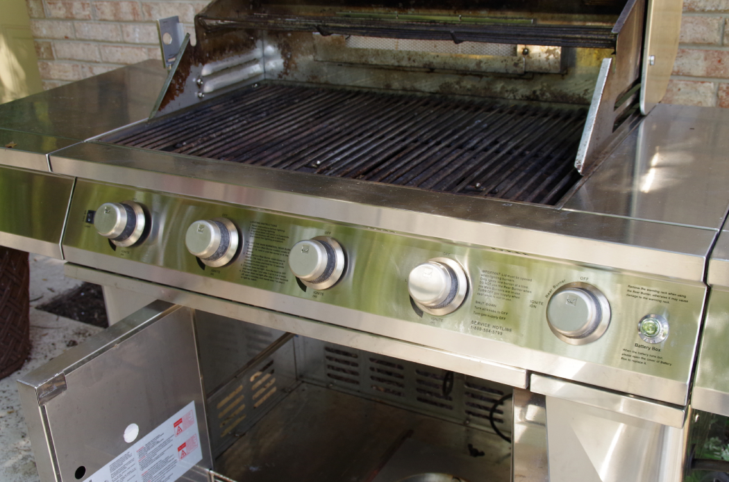 Jenn-Air Gas Grill with Stainless Steel Finish