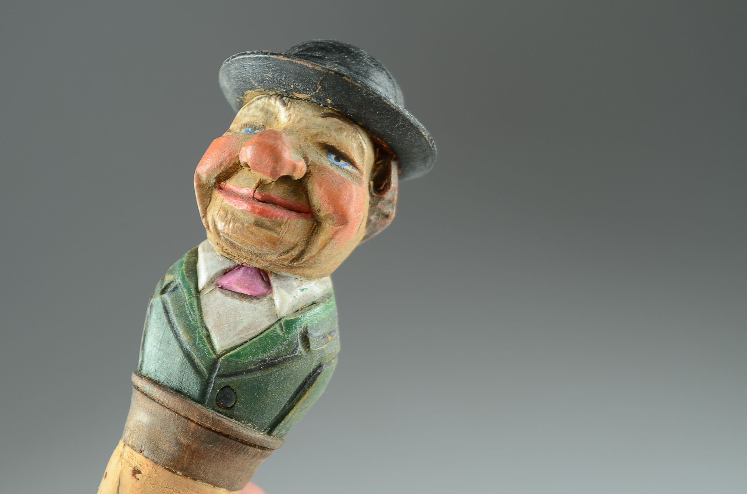 Vintage Wood Carved Anri Cork Set