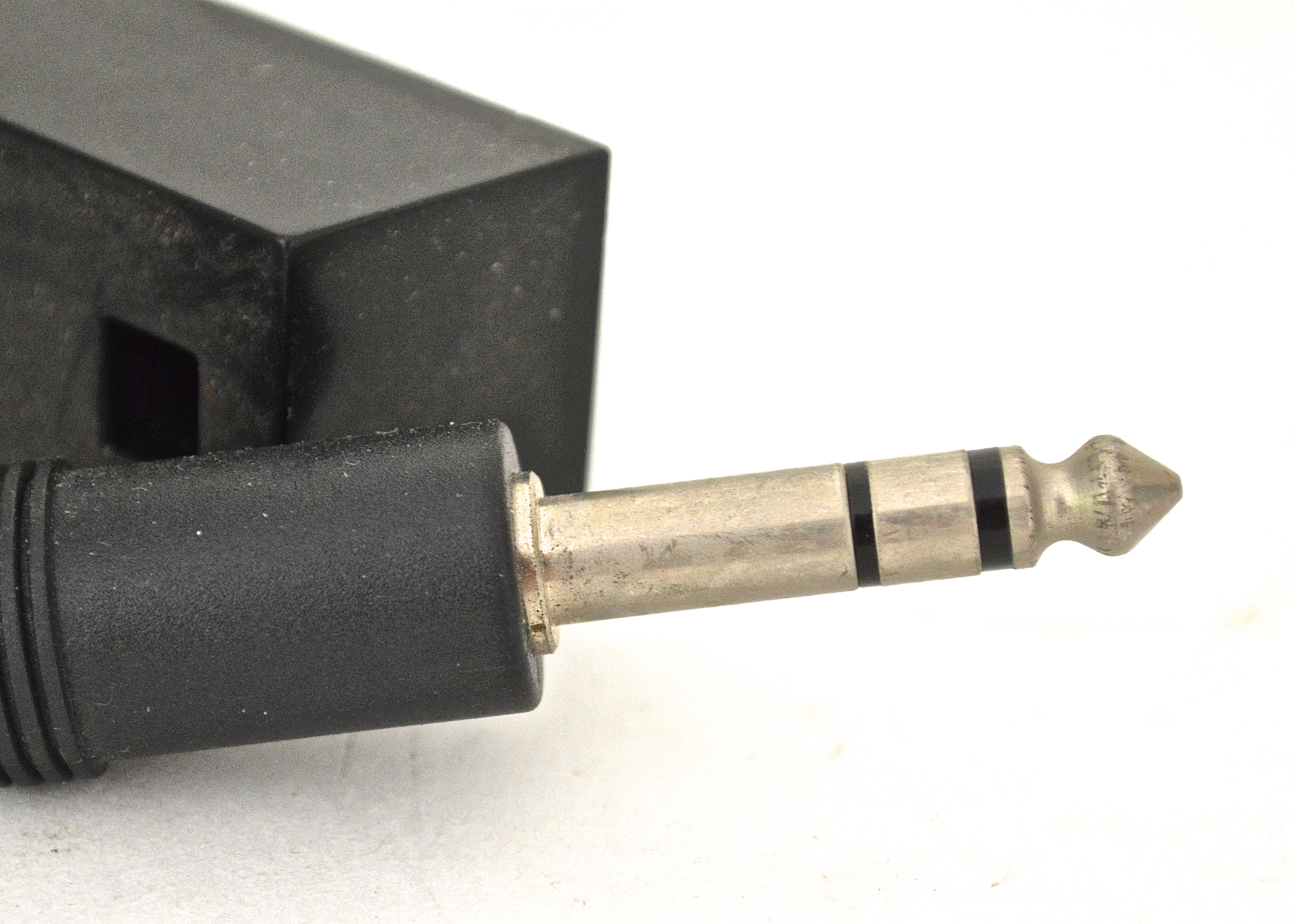 Vintage Pioneer Stereo and Modern RCA Wireless Headphones