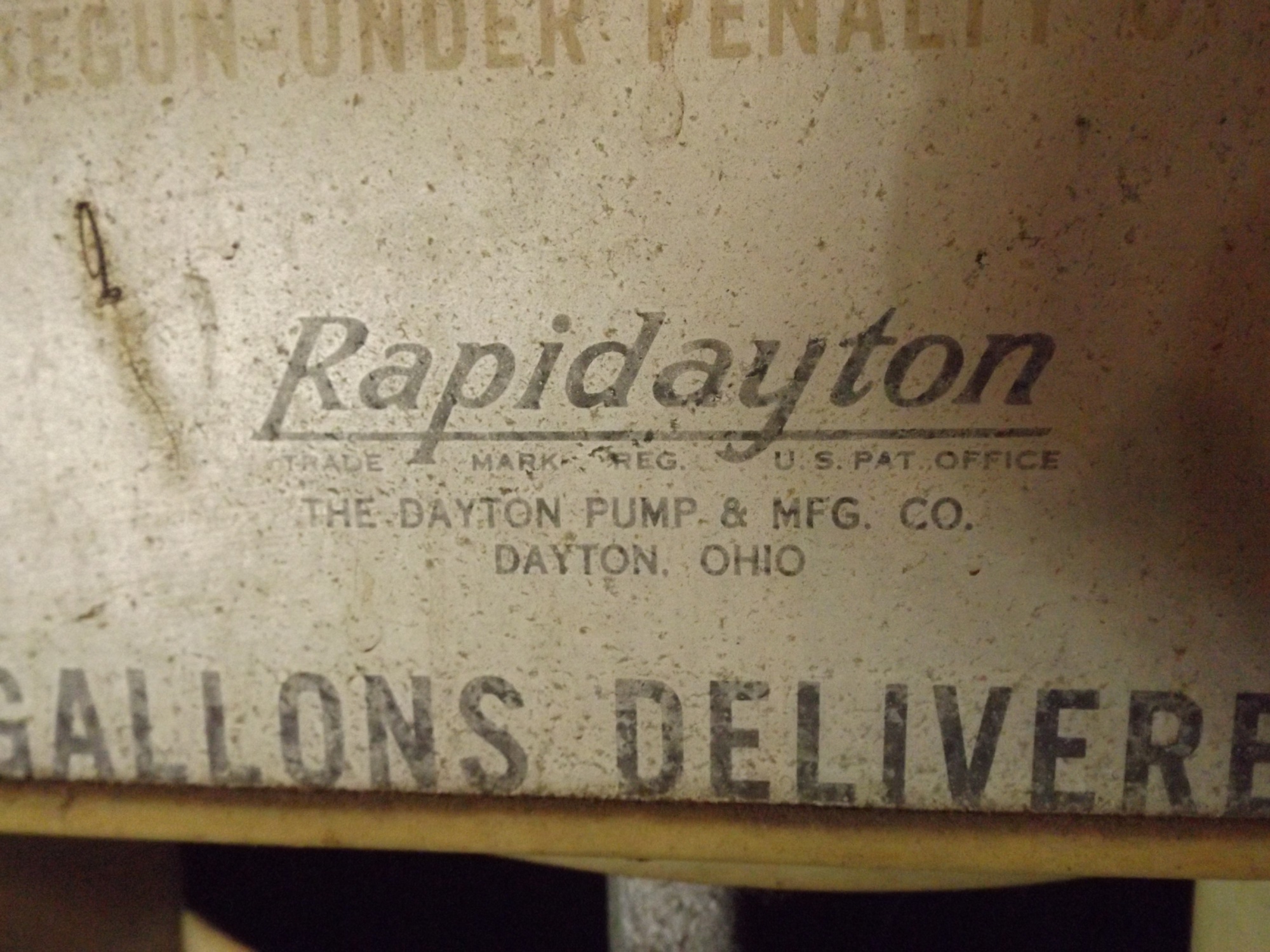 Vintage Rapidayton Gas Pump