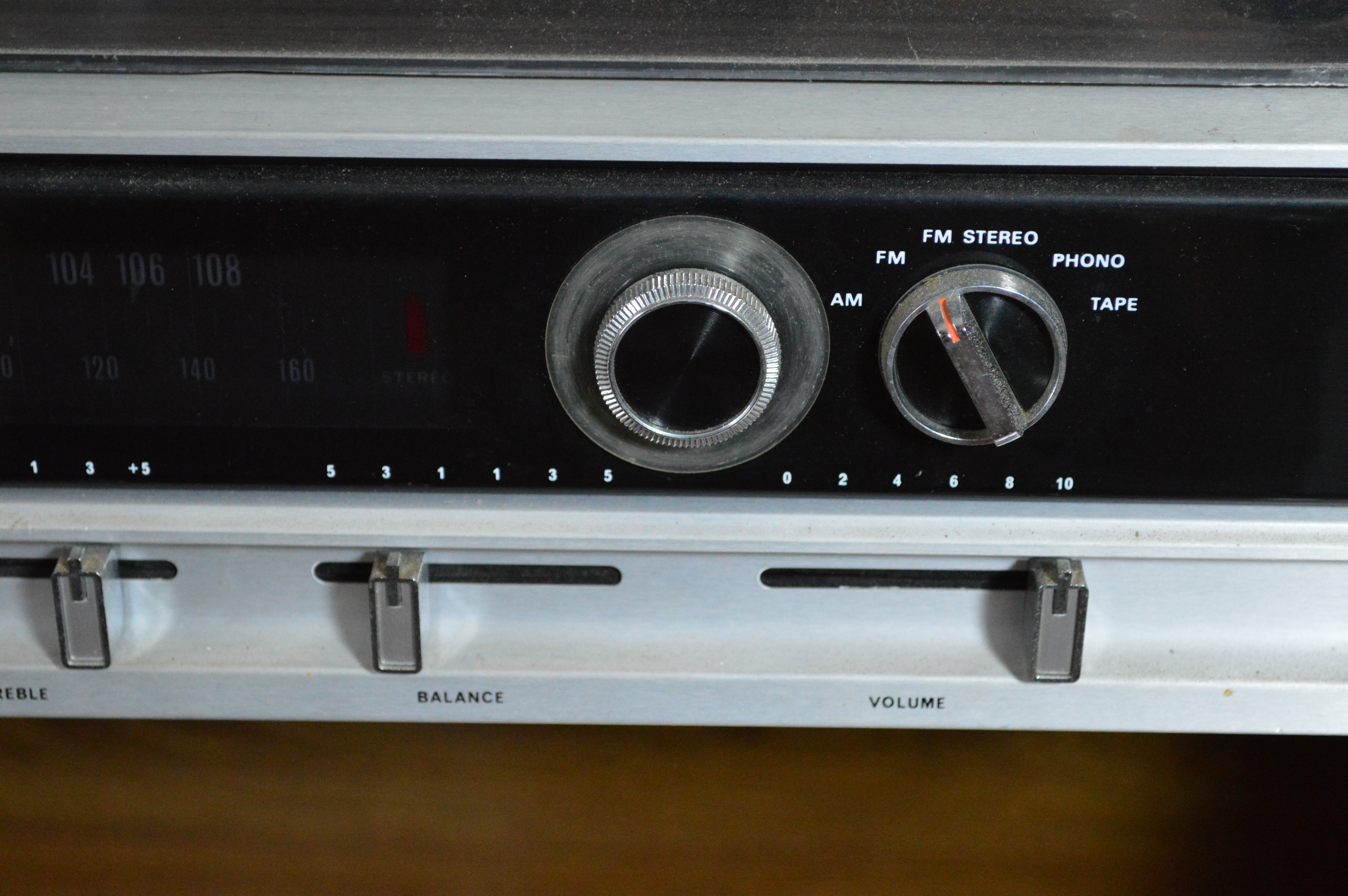 Vintage Lloyd's AM/FM Stereo, 8 Track Player, and Turntable